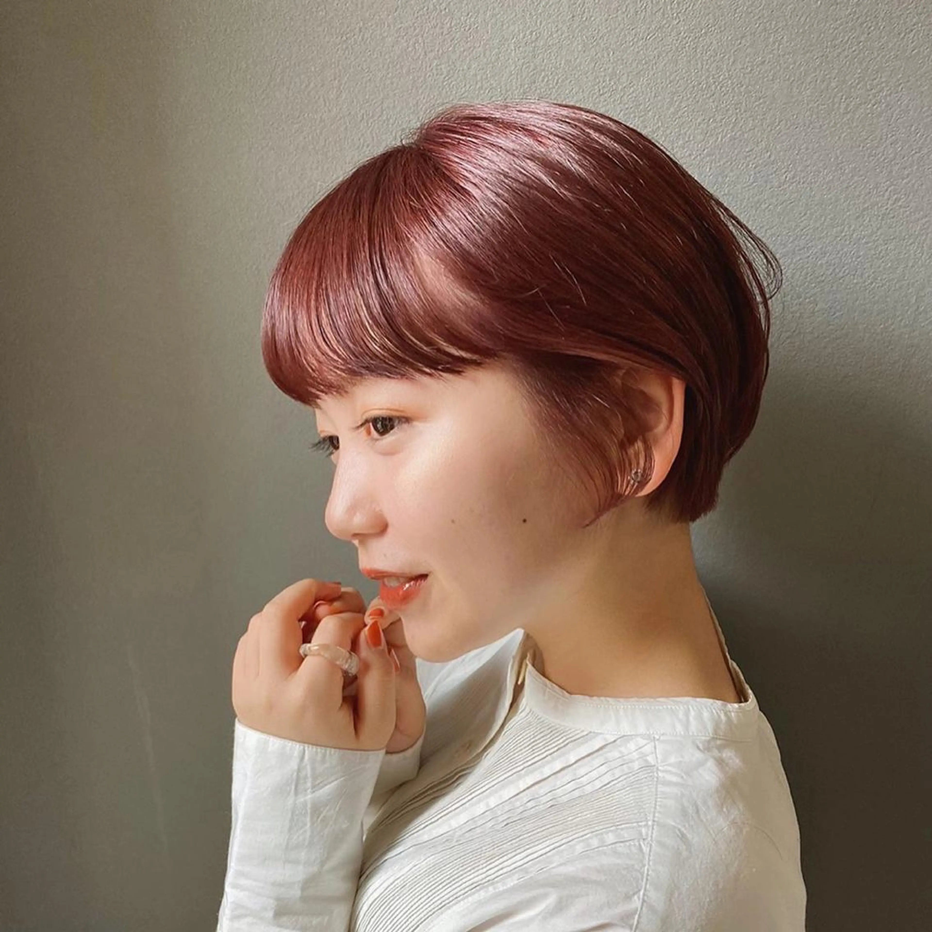 ショート カラー ベージュカラー ピンクカラー ピンクベージュ 髪質改善ストレート/ ブリーチ／渋谷　福田のヘアスタイル