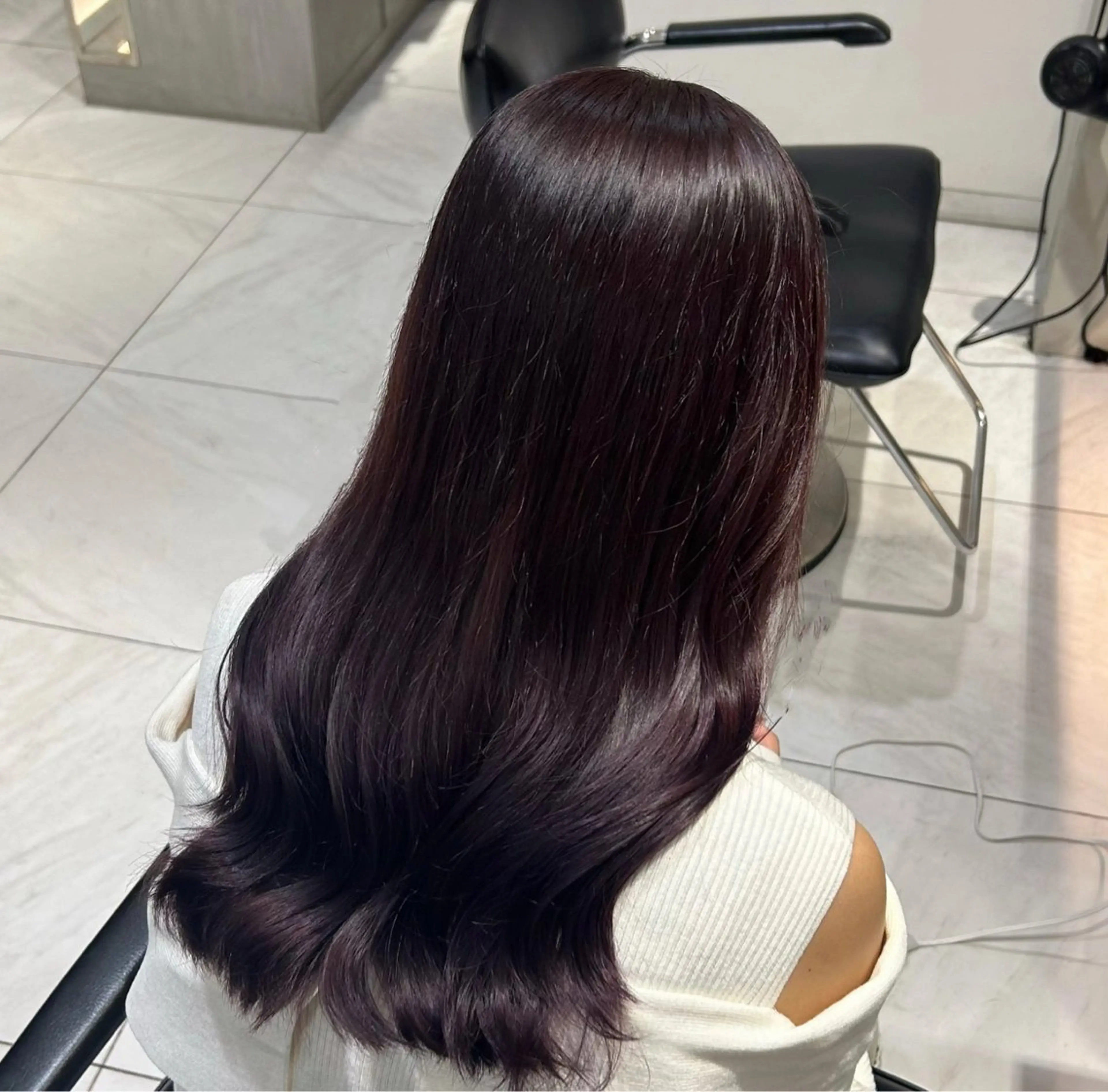 ロング カット 艶カラー /kokona🤍のヘアスタイル