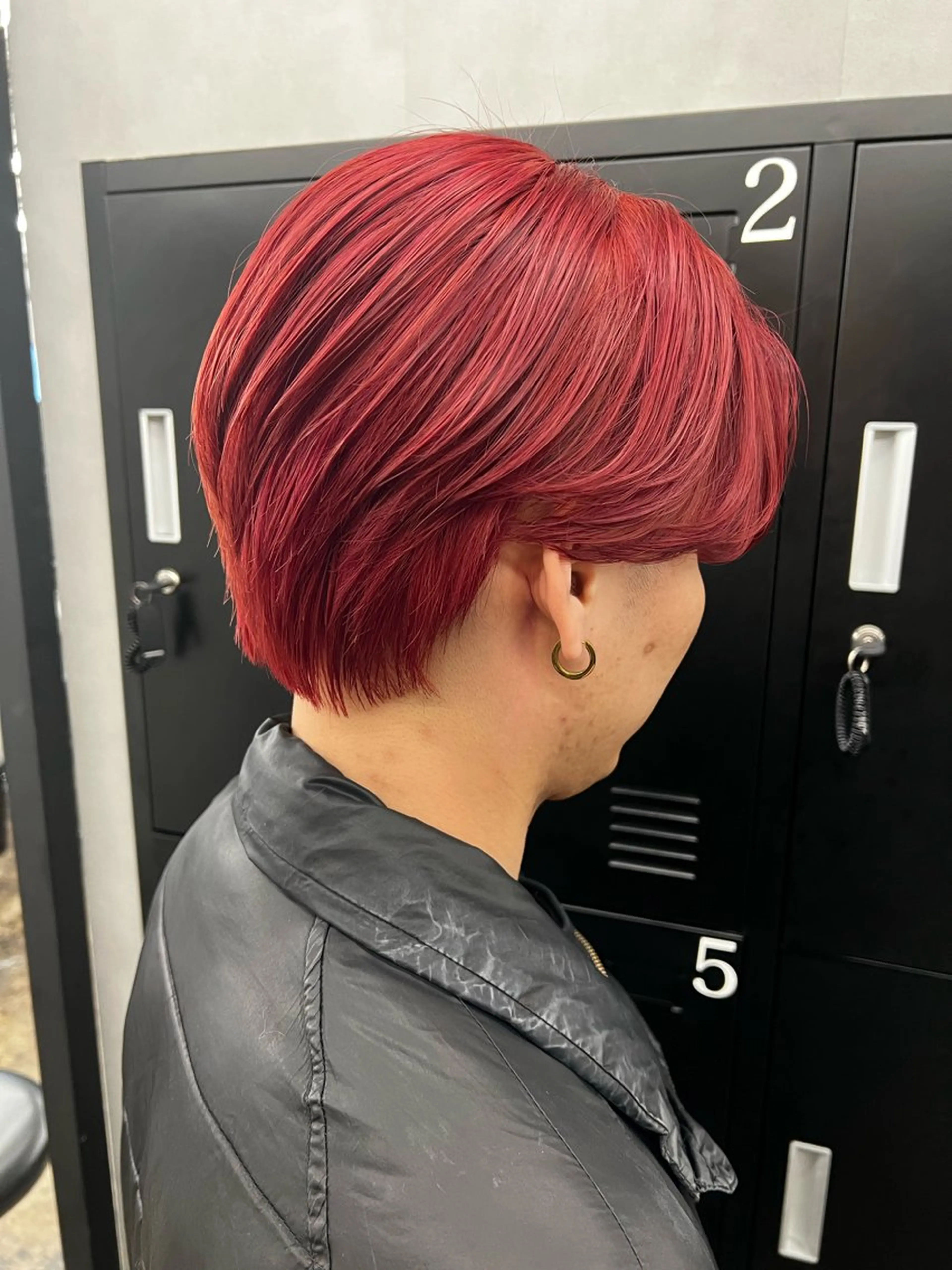 ショート カラー メンズ メンズブリーチ ブリーチ レッドカラー カット ヘアカラー 透明感カラー特化🫧 ADLLA.栗原🦋のヘアスタイル