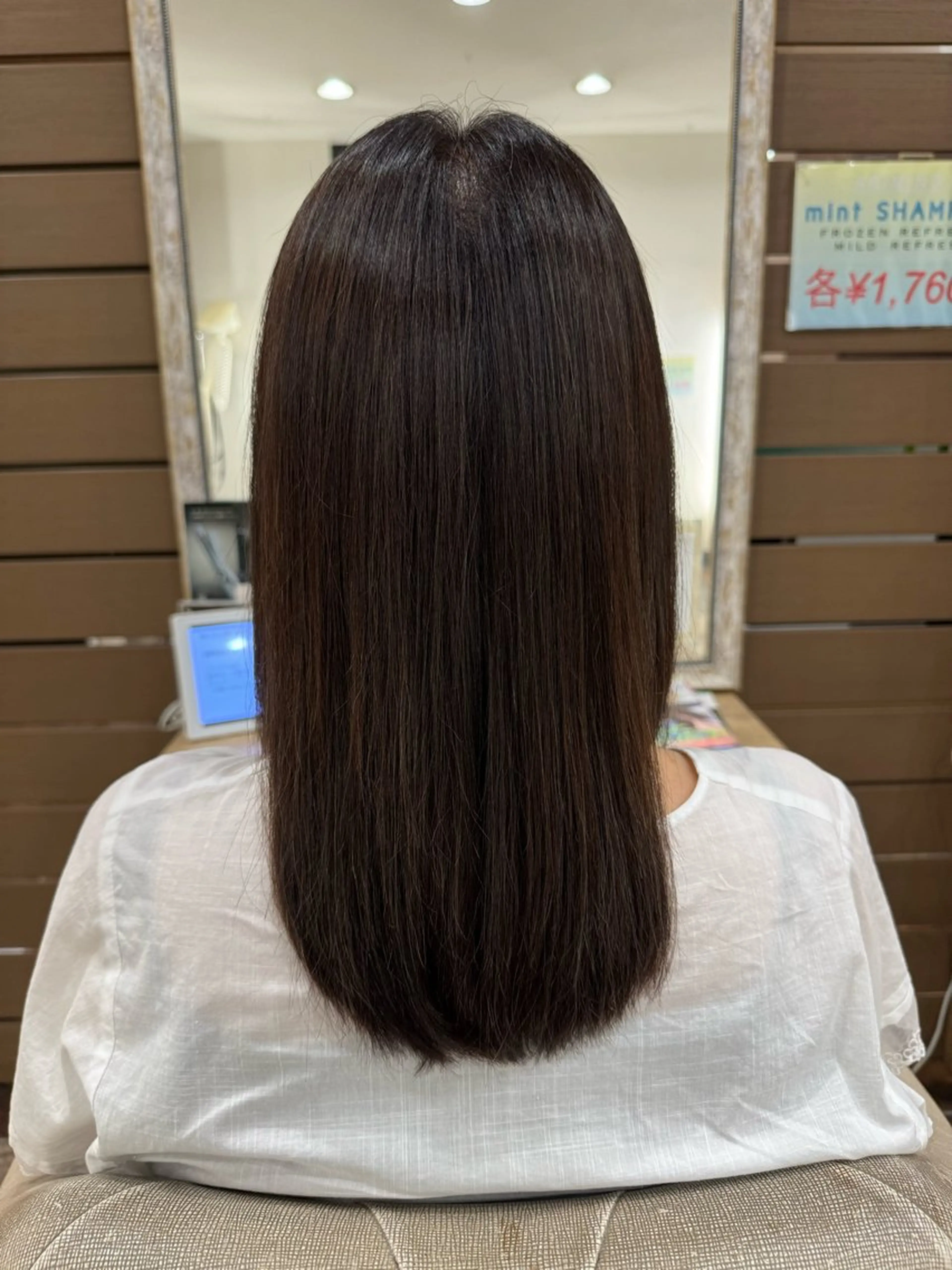 セミロング ヘアカラー さくら🍒ツヤ髪 /似合わせカラーのヘアスタイル