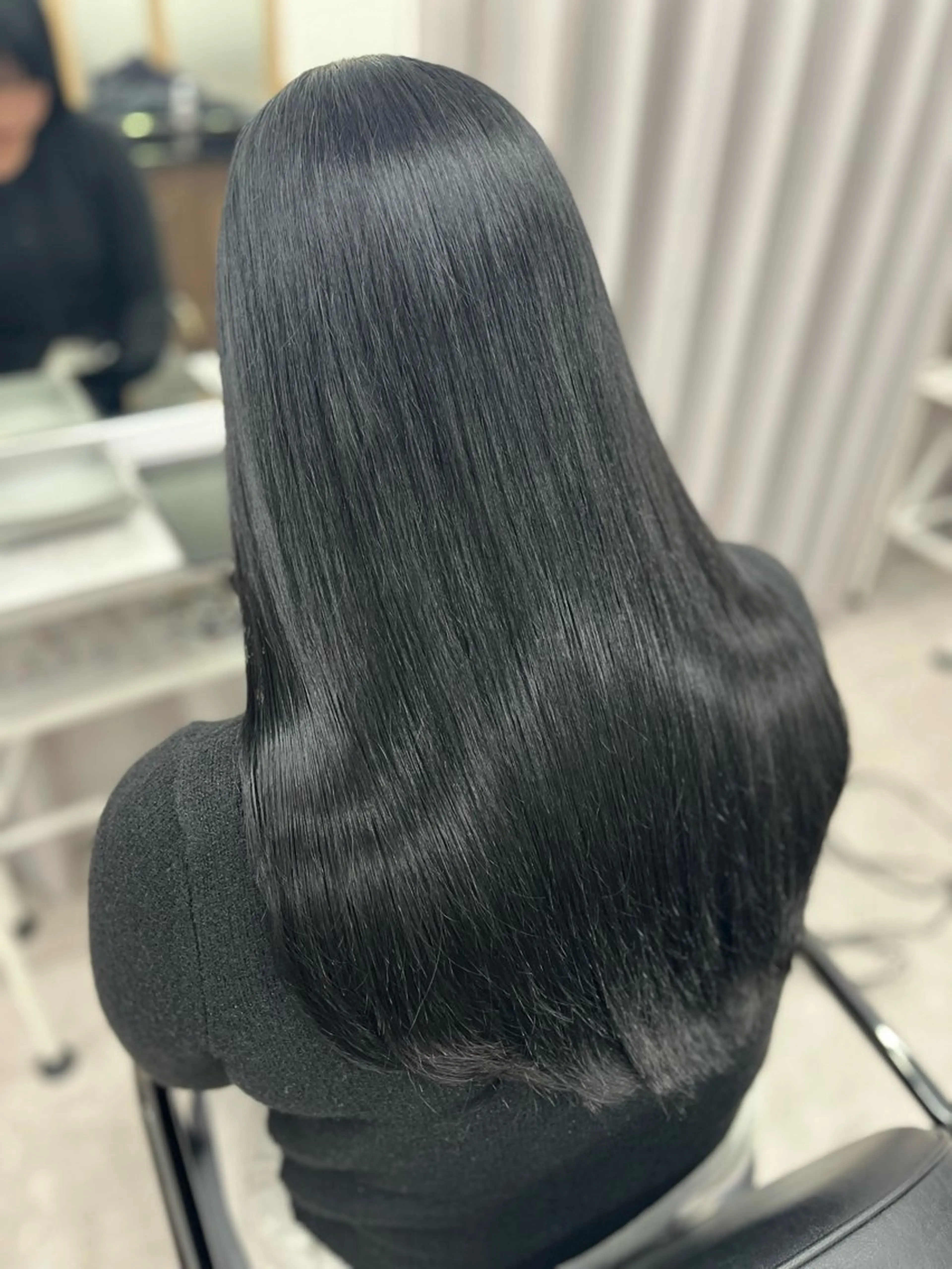 ロング カラー グレージュ オリーブグレージュ オリーブグレー 🫧ぷる艶カラー🫧 Yuubi🦩のヘアスタイル