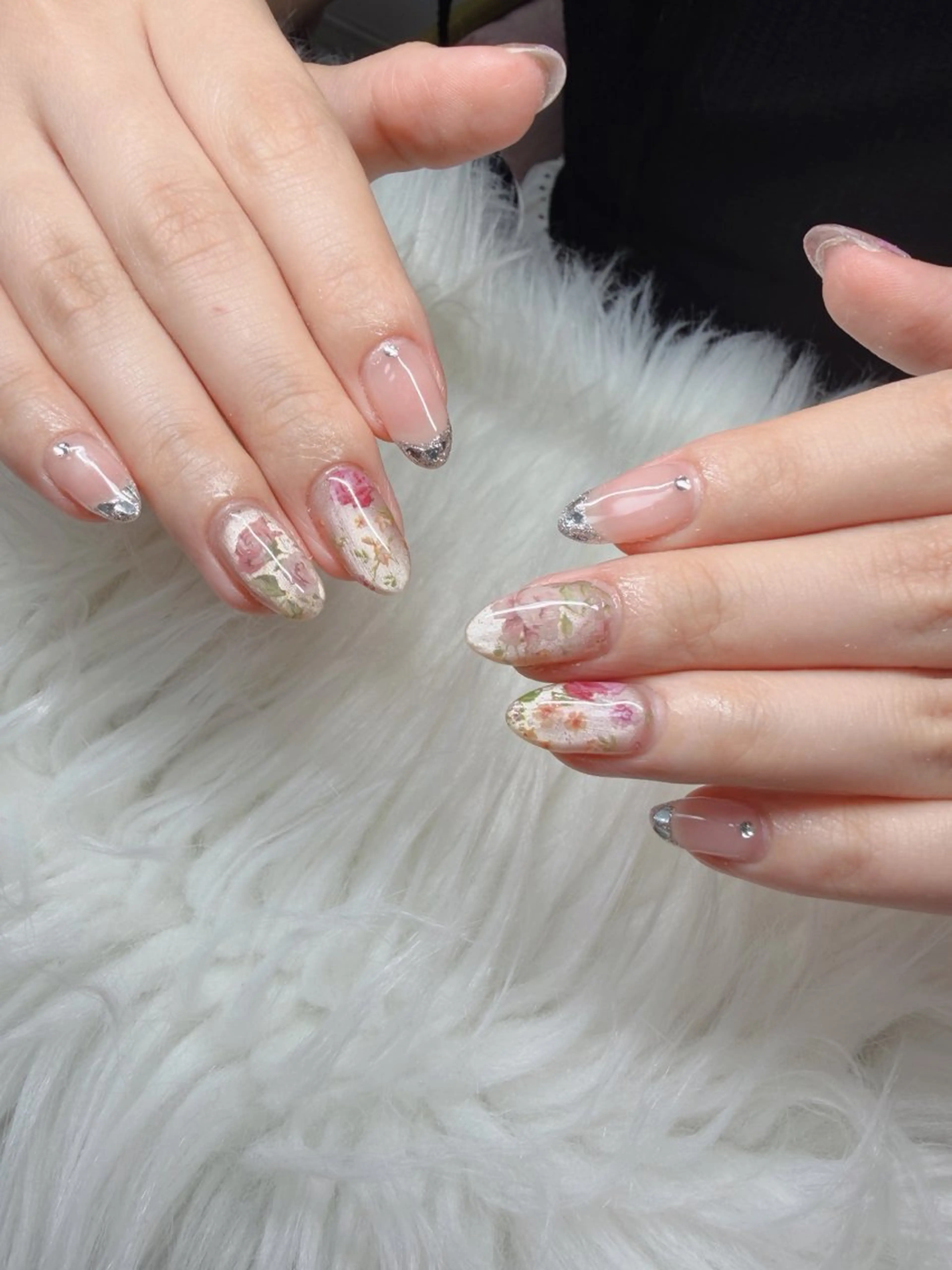 ネイル Lee Nailsのネイルデザイン