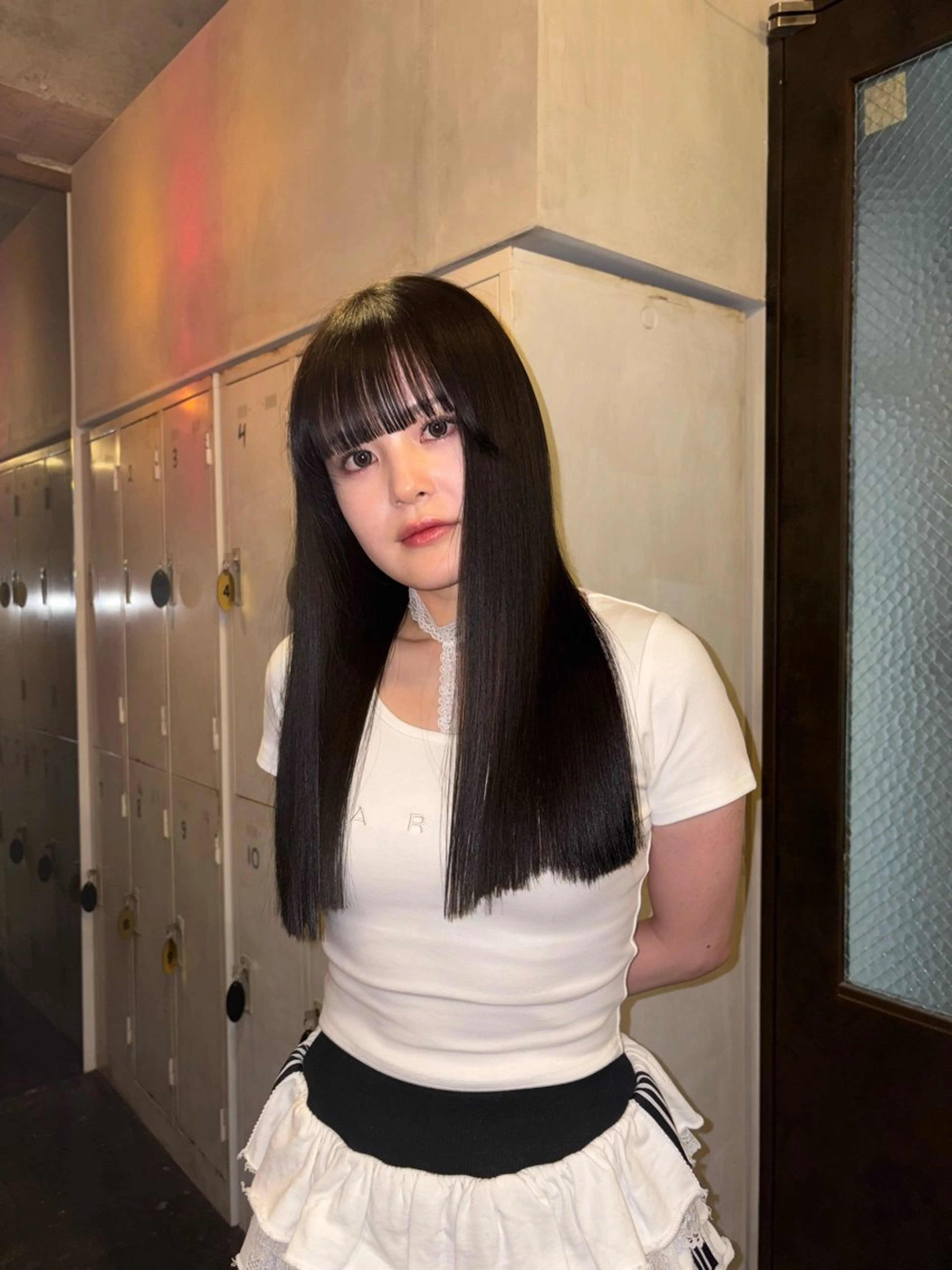 ロング 透明感/グレージュ/ レイヤー/ 青空のヘアスタイル