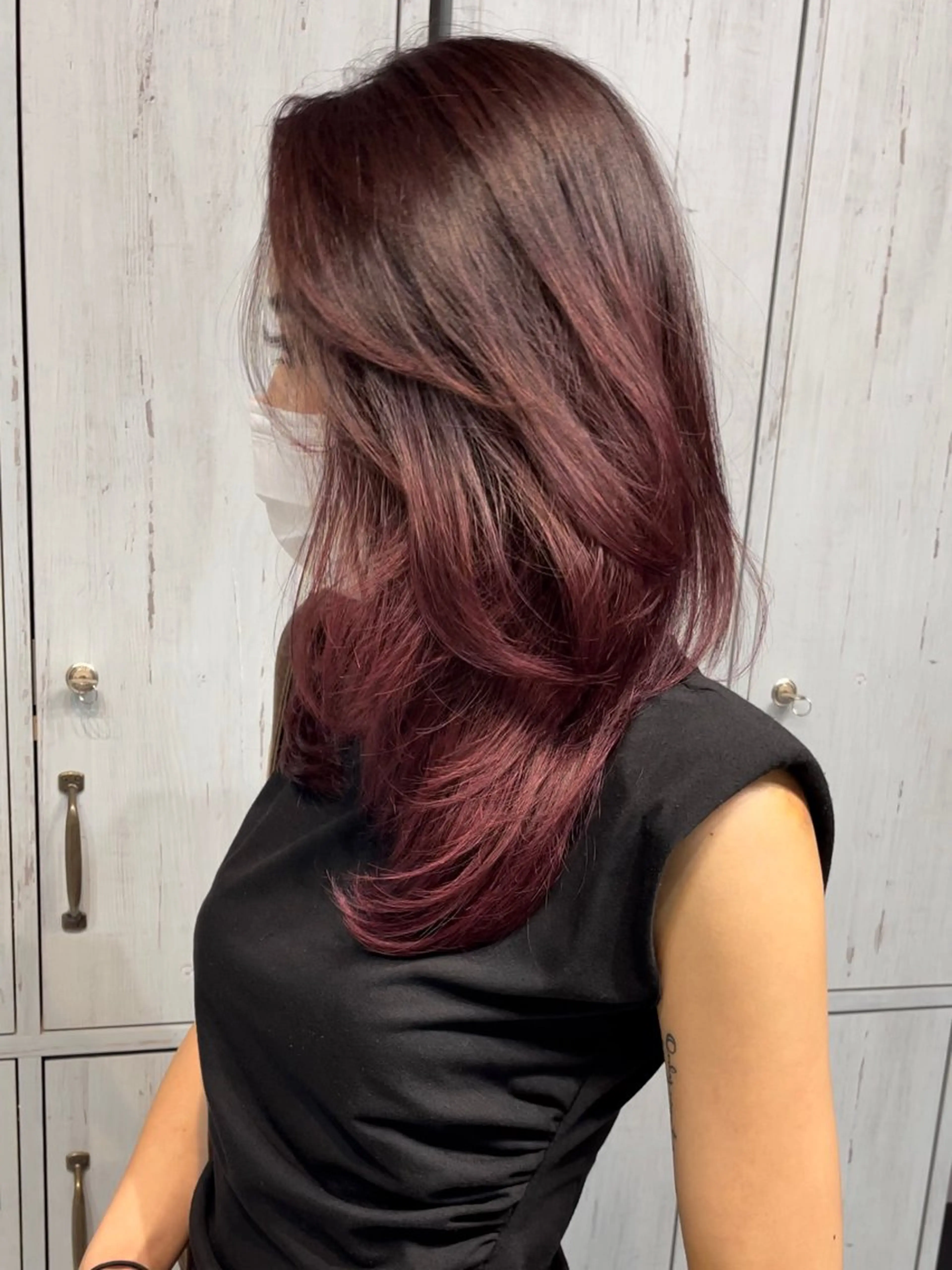 ミディアム カラー ヘアアレンジ バレイヤージュ デザインカラー ハイライトカラー 外国人風カラー ハイライト アンドウ ユウ/ レイヤーカット/韓国のヘアスタイル