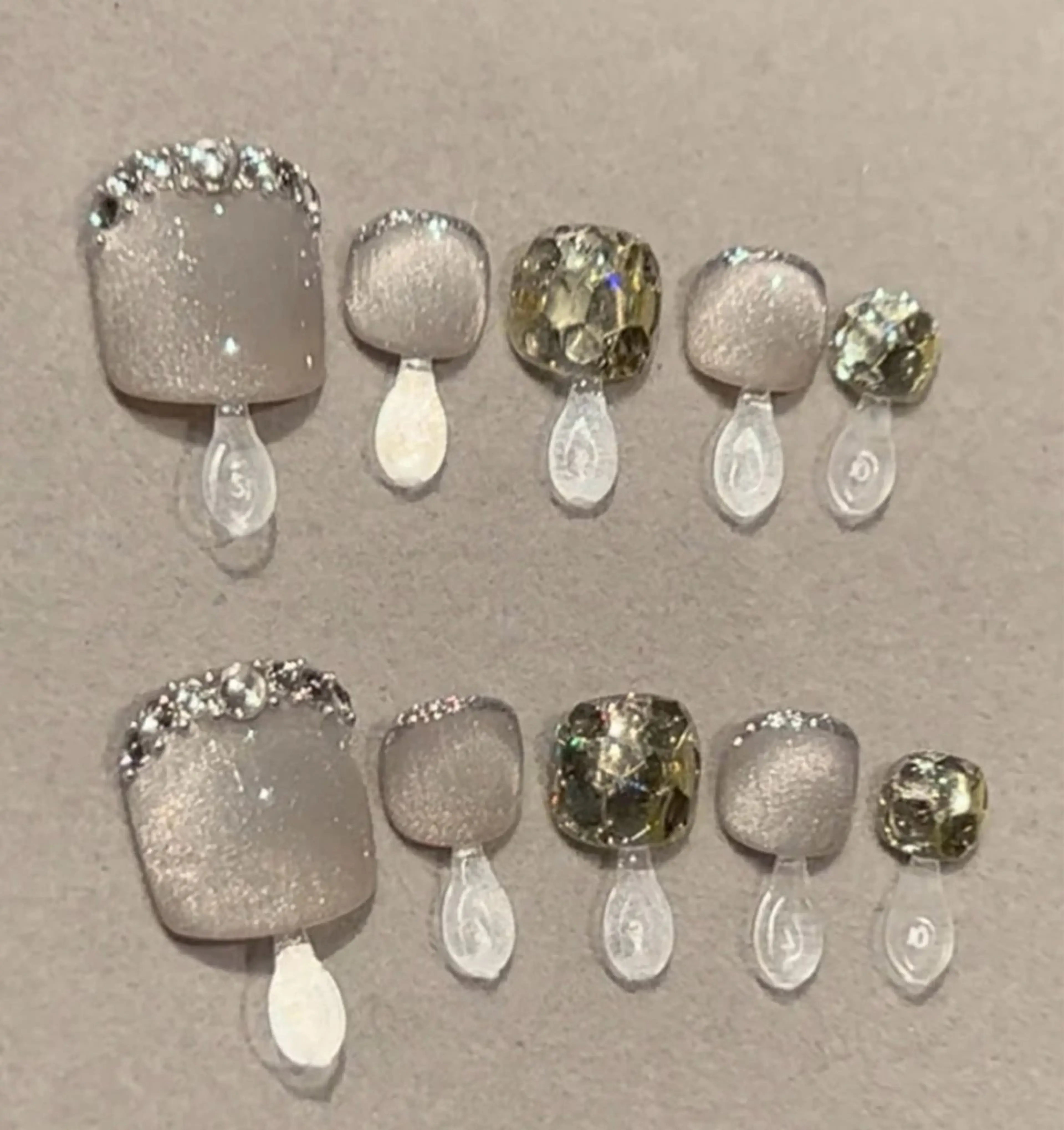 パーツストンつけ放題、アトー放題の写真