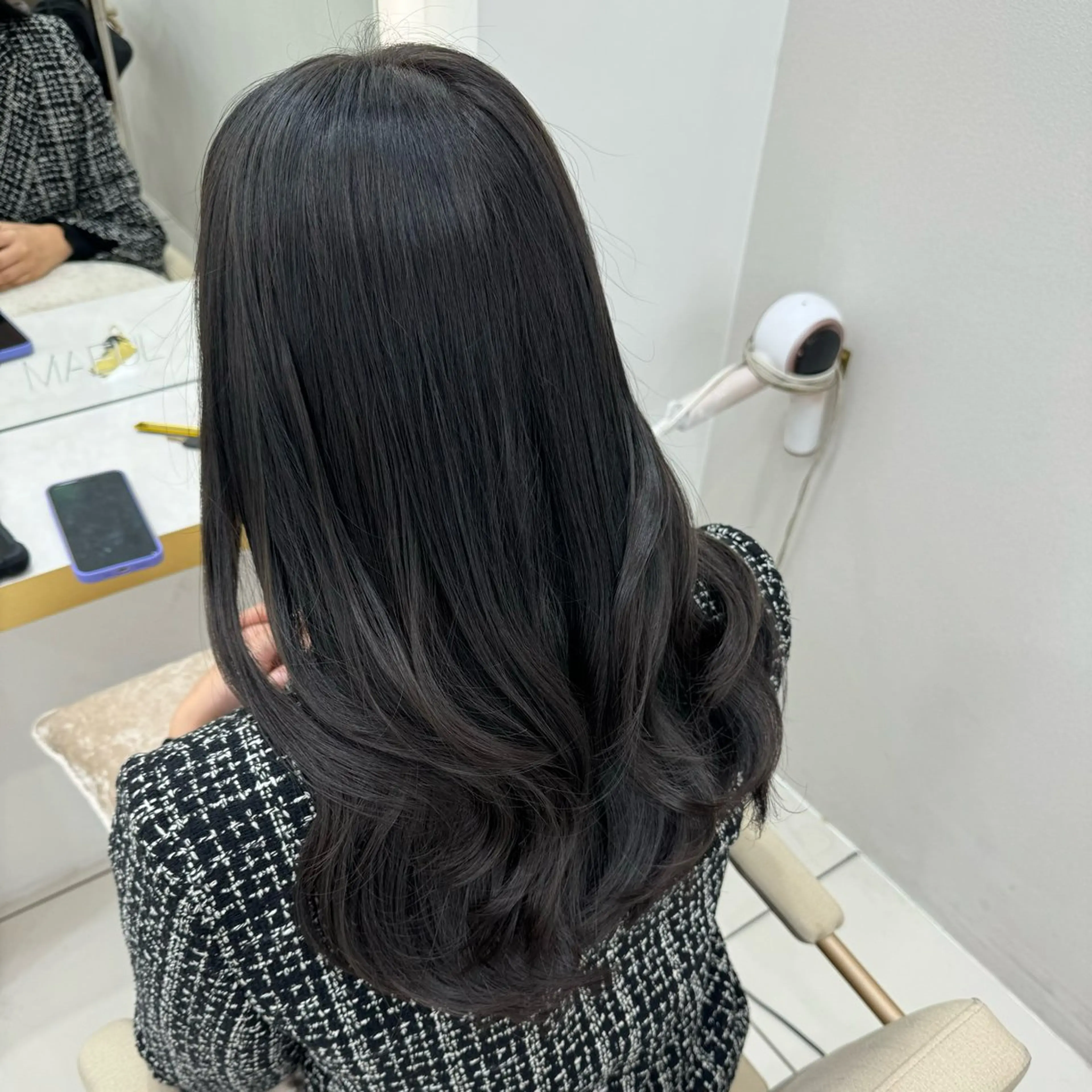 ロング ami 大人モテ/レイヤーのヘアスタイル