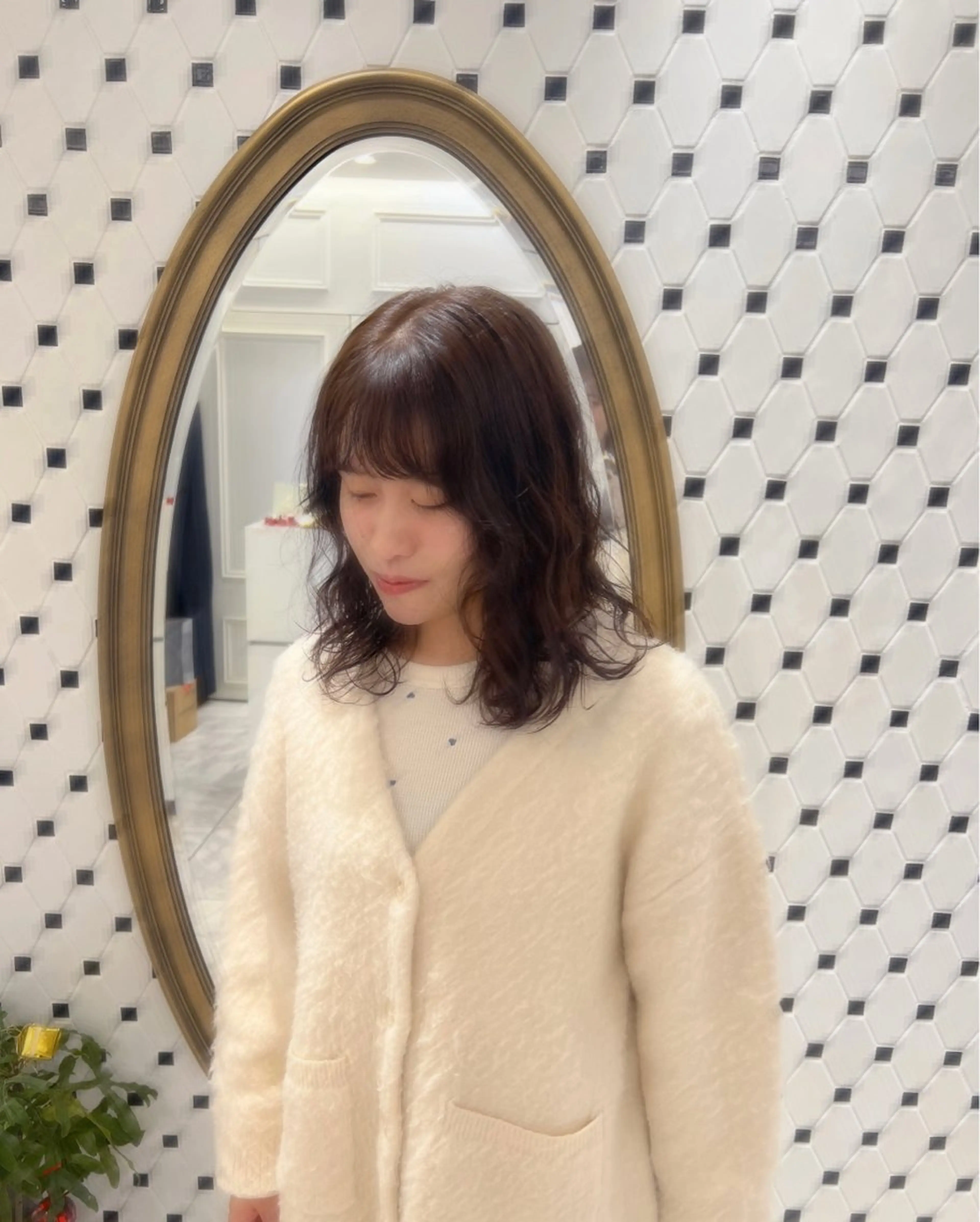 ミディアム カラー パーマ ヘアアレンジ ヘアセット 顔周り/透明感/銀座 🩵りのせのヘアスタイル