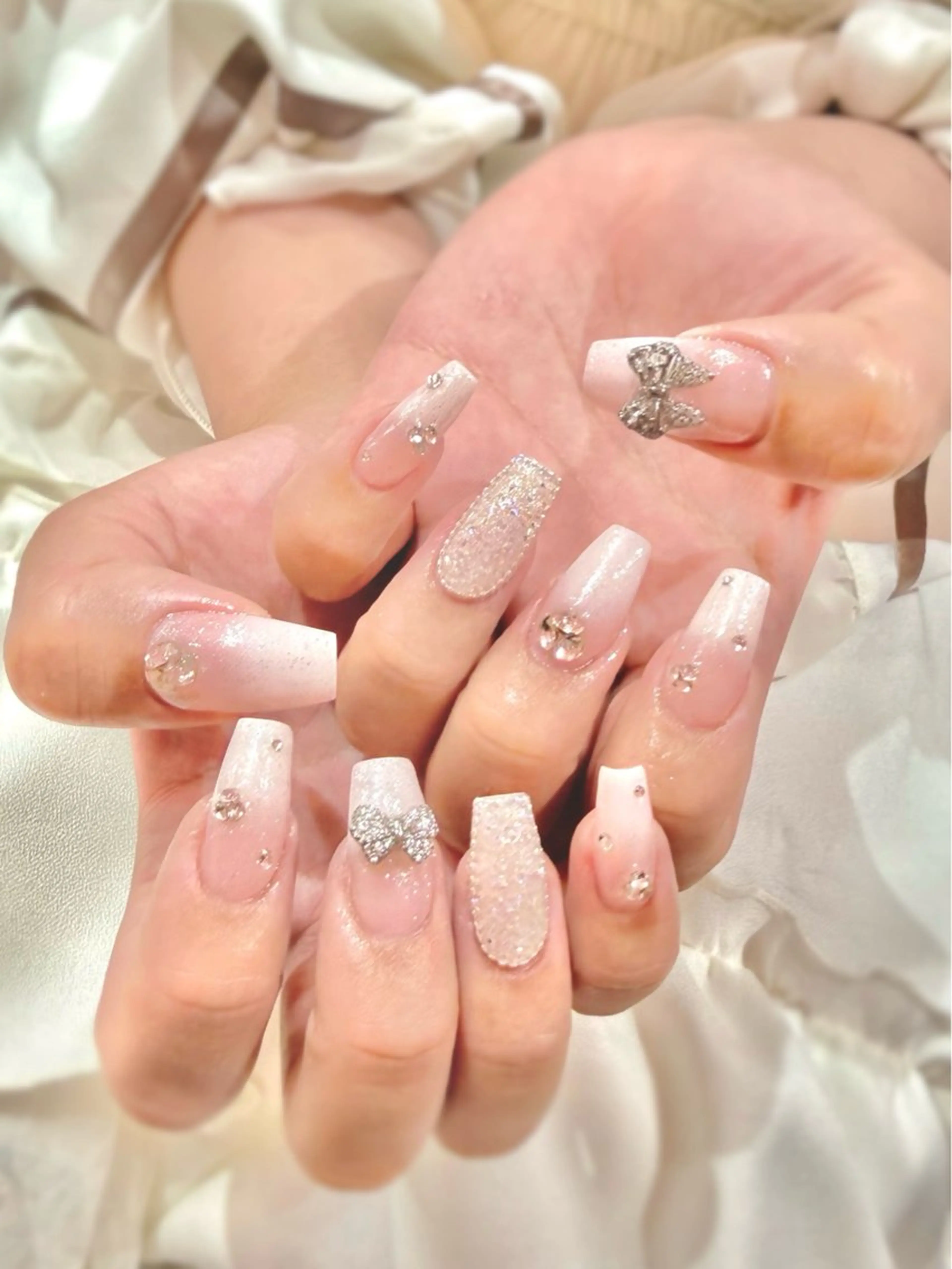 ネイル Rits Nail所属・RitsNail 🤍 RENAのネイルデザイン
