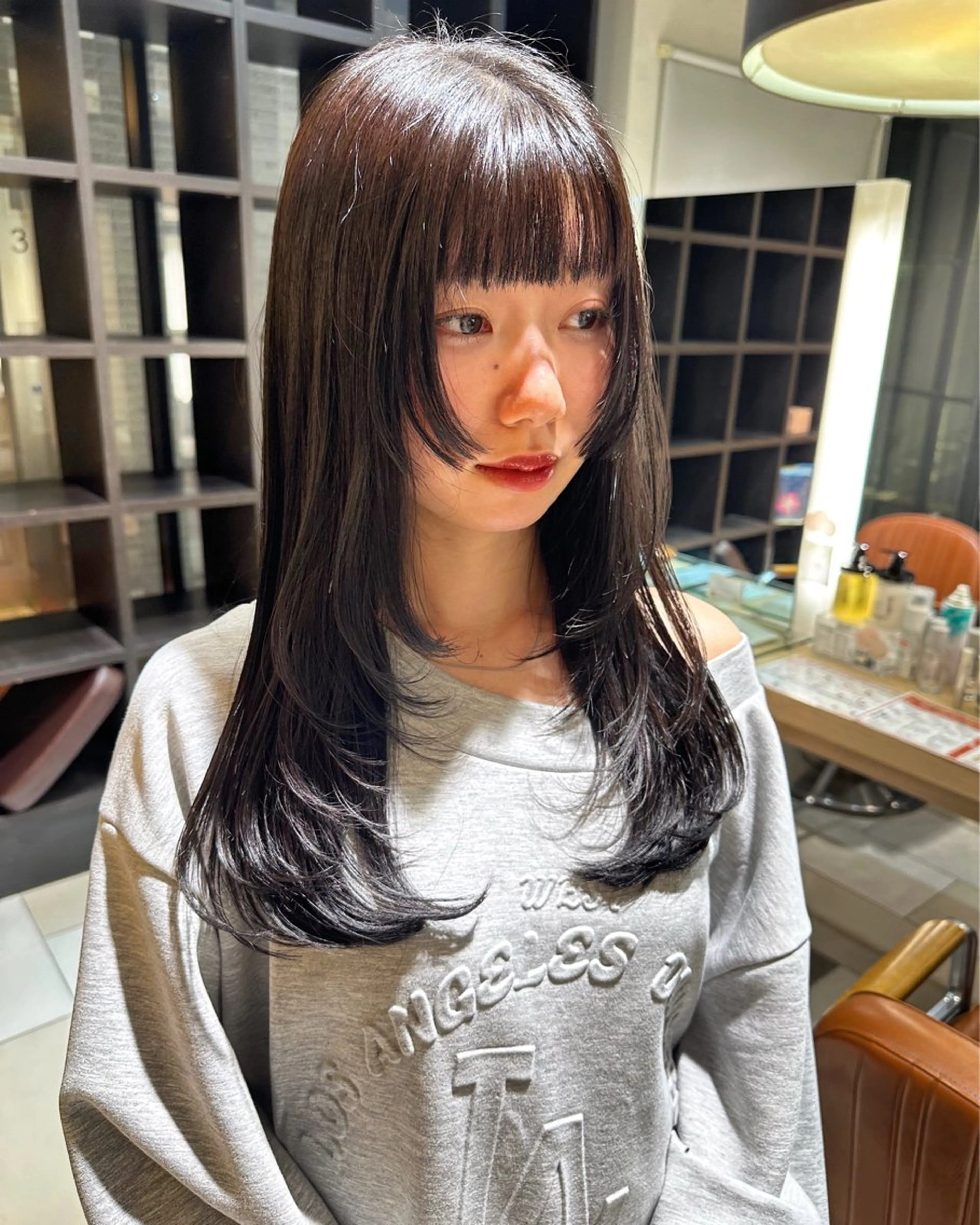 ロング カラー 顔周りカット カット ヘアカラー トリートメント hibiki/セット /透明感カラーのヘアスタイル