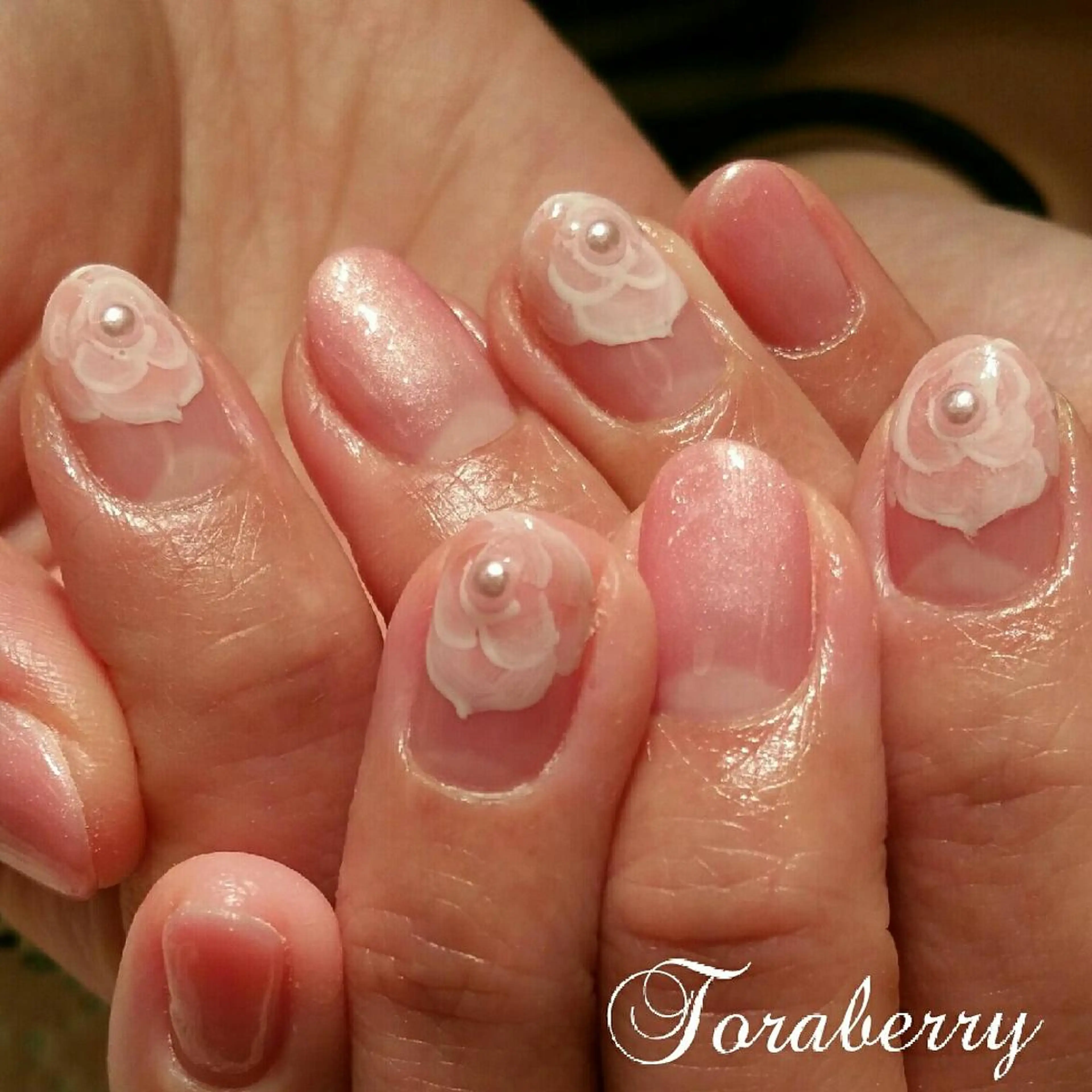 ネイル フレンチネイル ネイリスト なつみのネイルデザイン