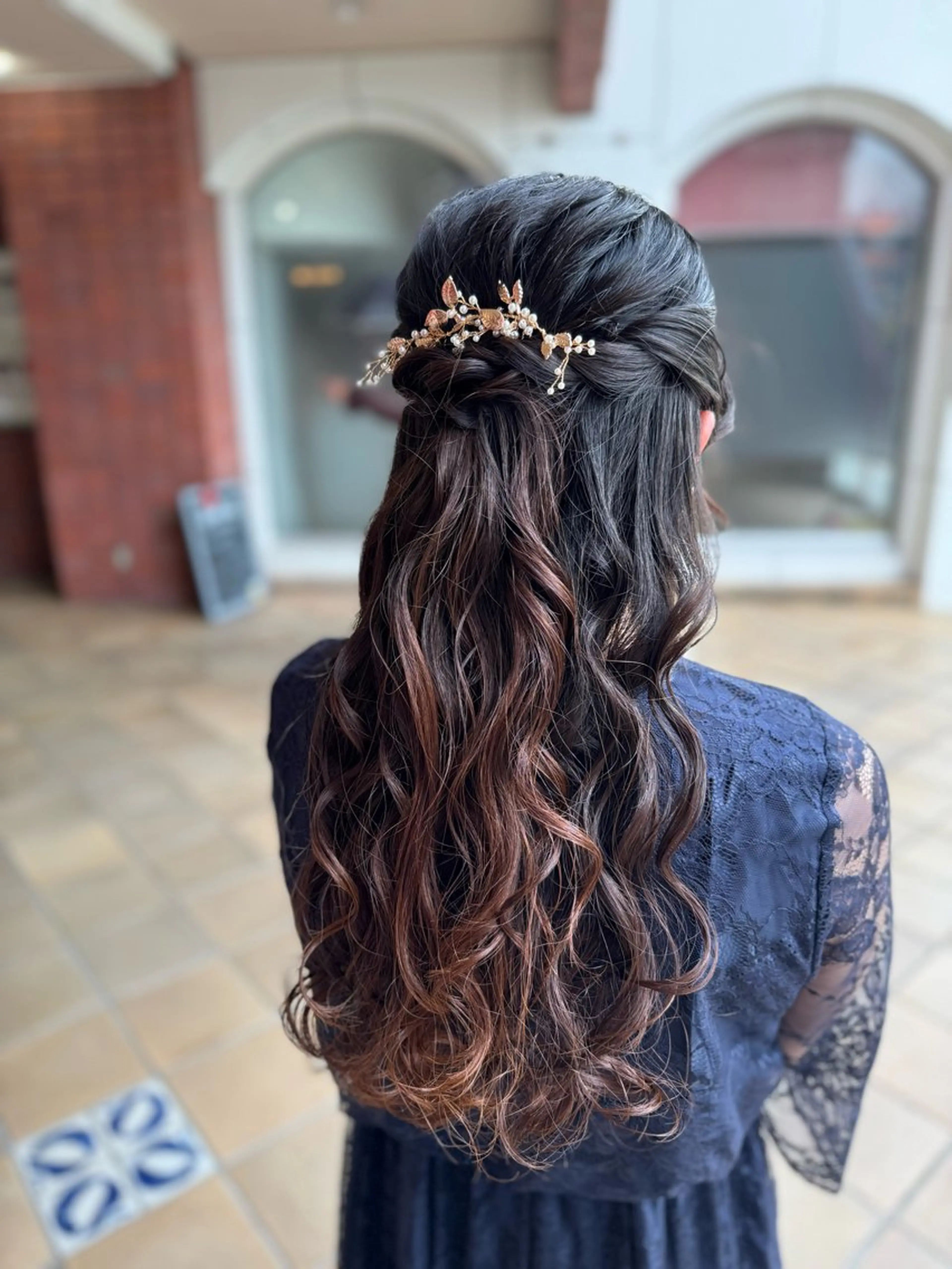 ロング ヘアアレンジ ハーフアップ 藤川 瑛梨奈のマツエク・マツパデザイン