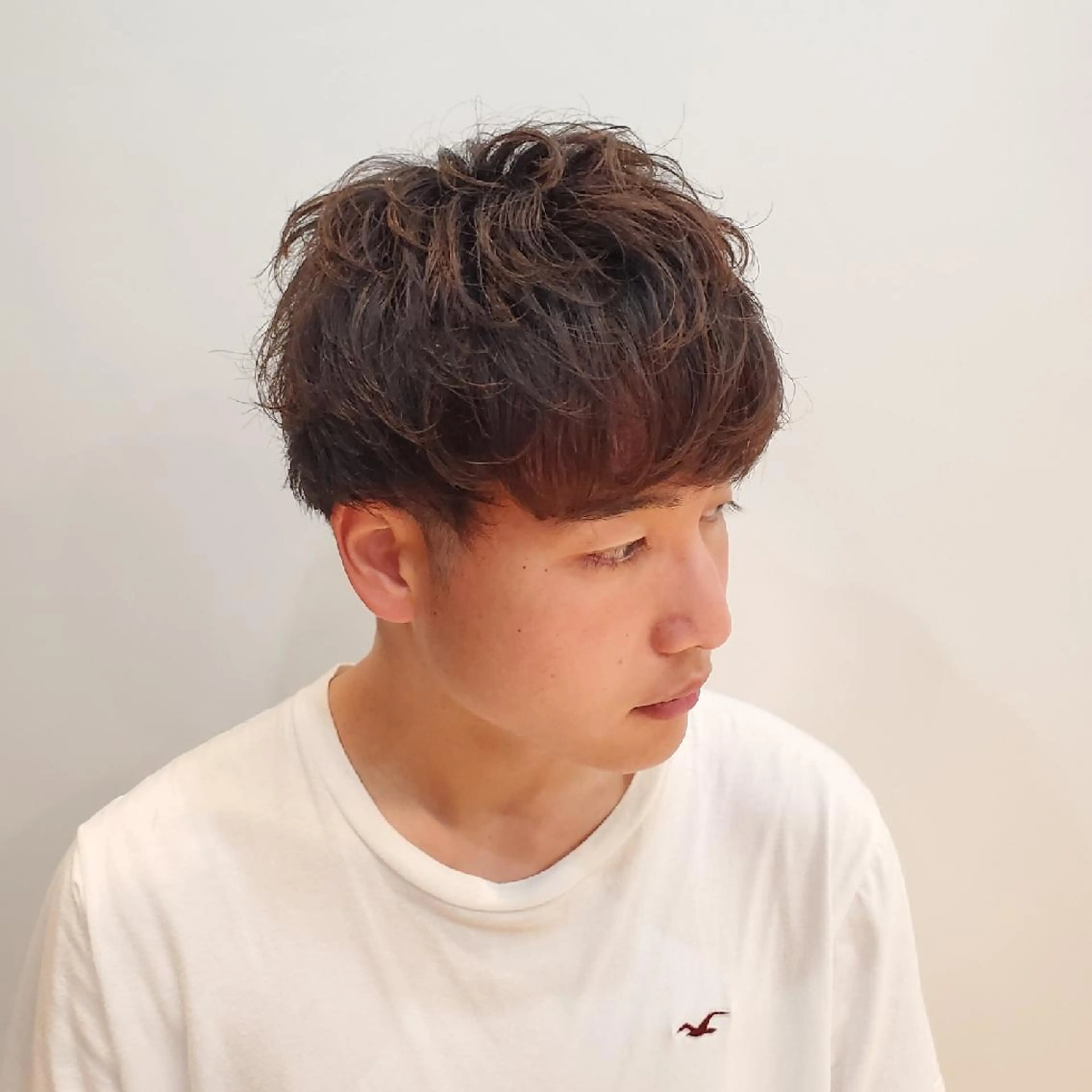 ショート カラー メンズ マッシュ ショートヘア カット ヘアカラー メンズカット曲がる 縮毛矯正佐々木タクマのヘアスタイル