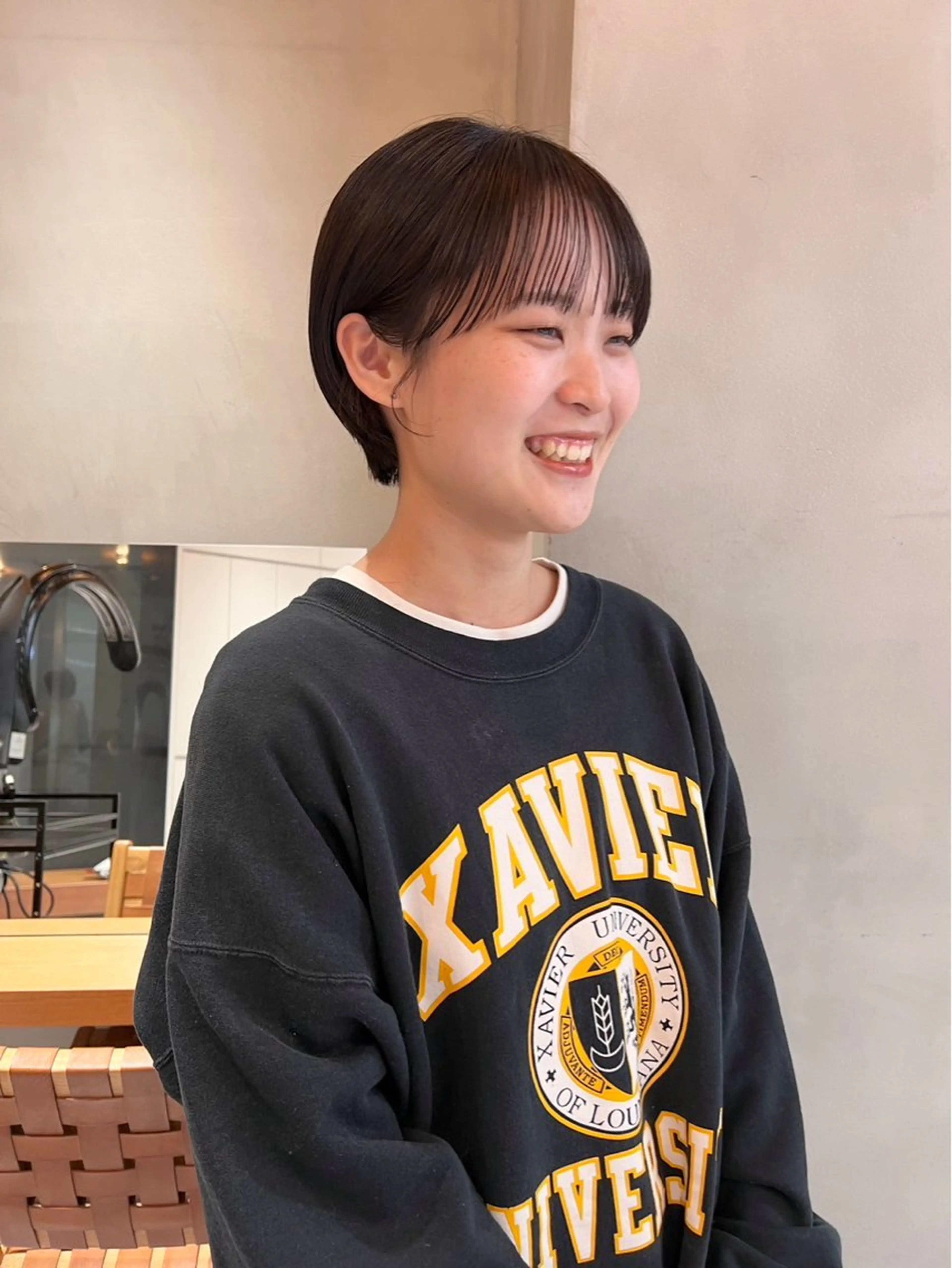 ショート カット センターパート/ 暖色カラーayuのヘアスタイル