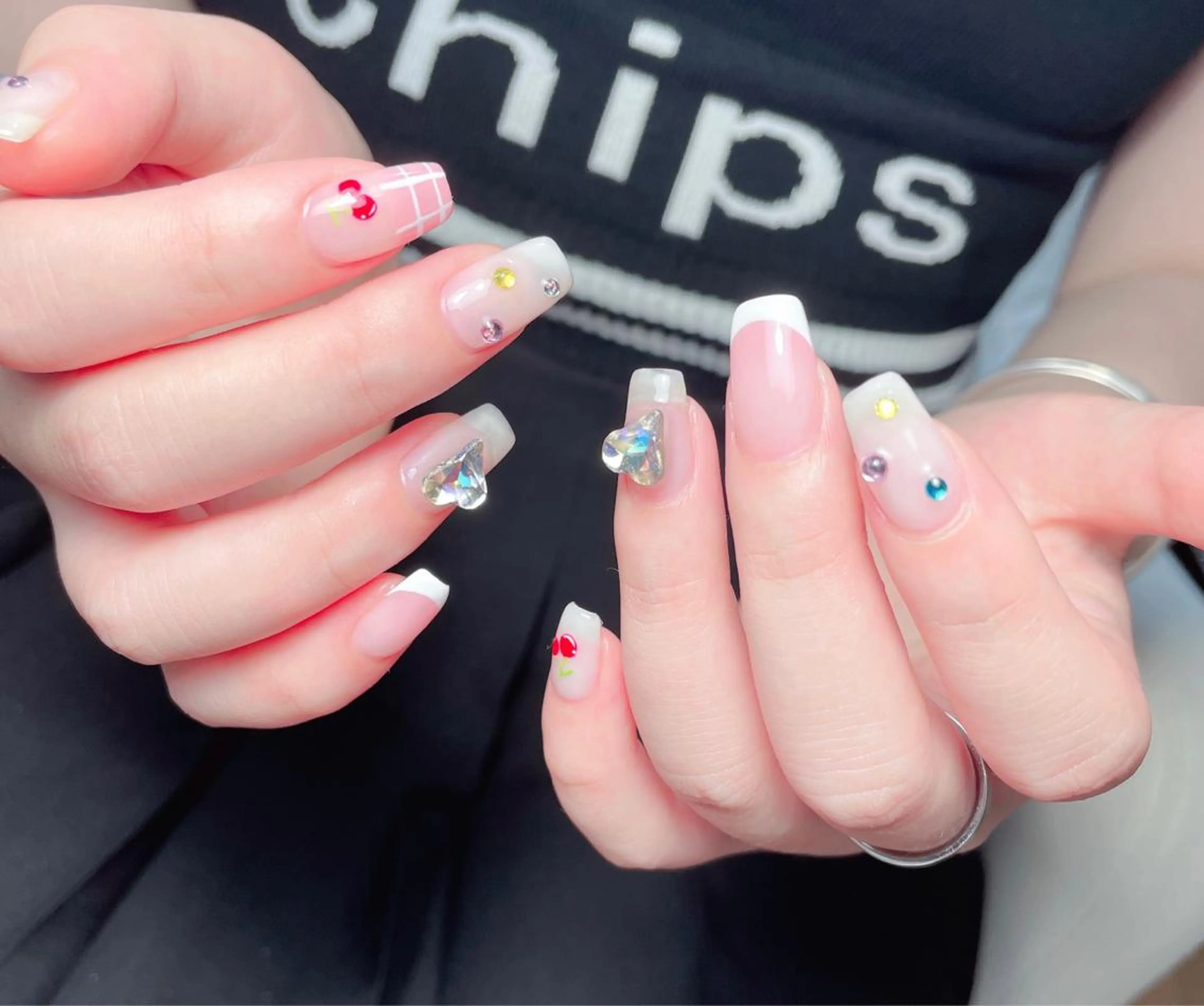 ネイル M🌷nail 長さだし専門店のネイルデザイン