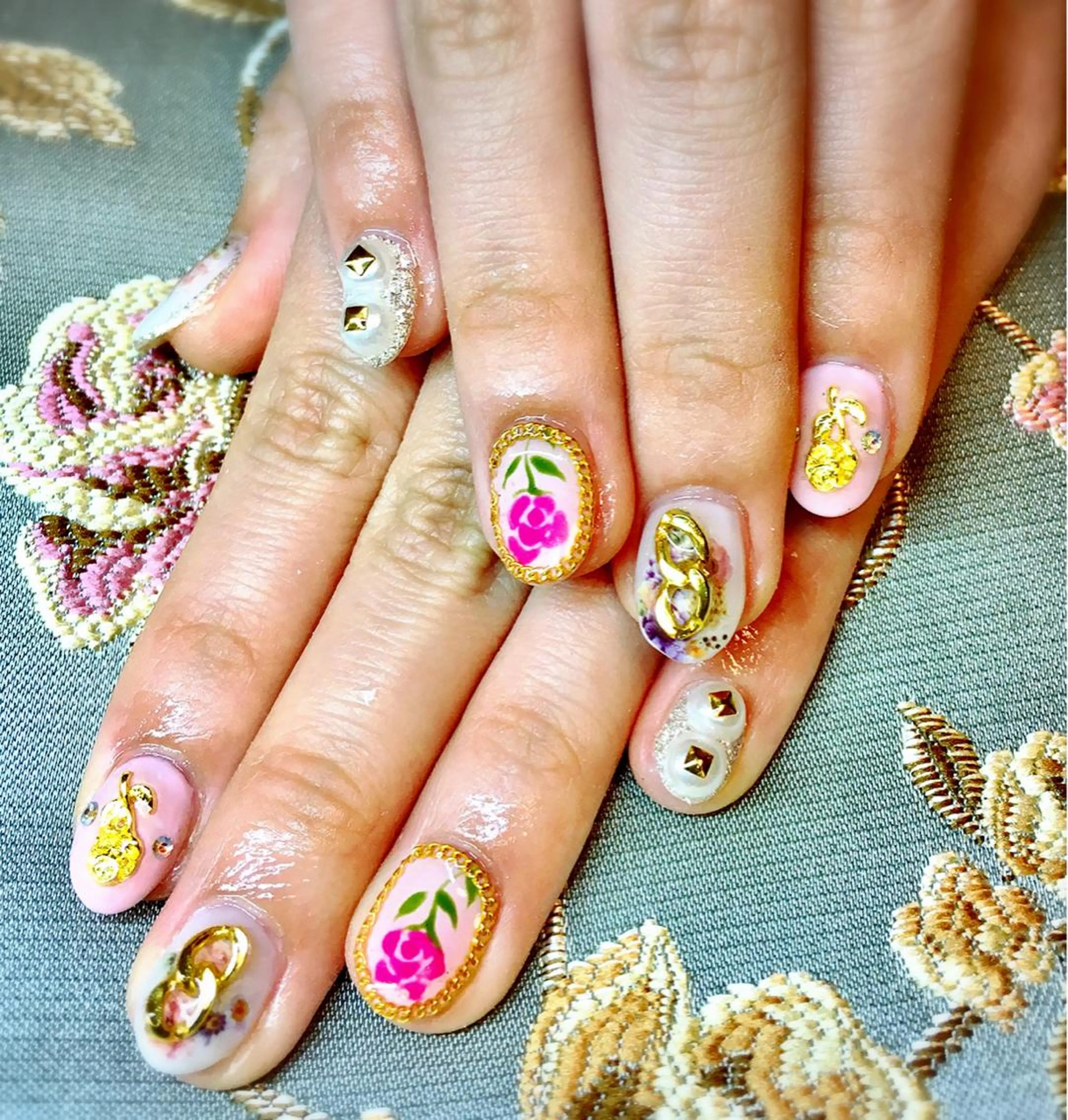 ネイル ハンドネイル nailist cocoのネイルデザイン