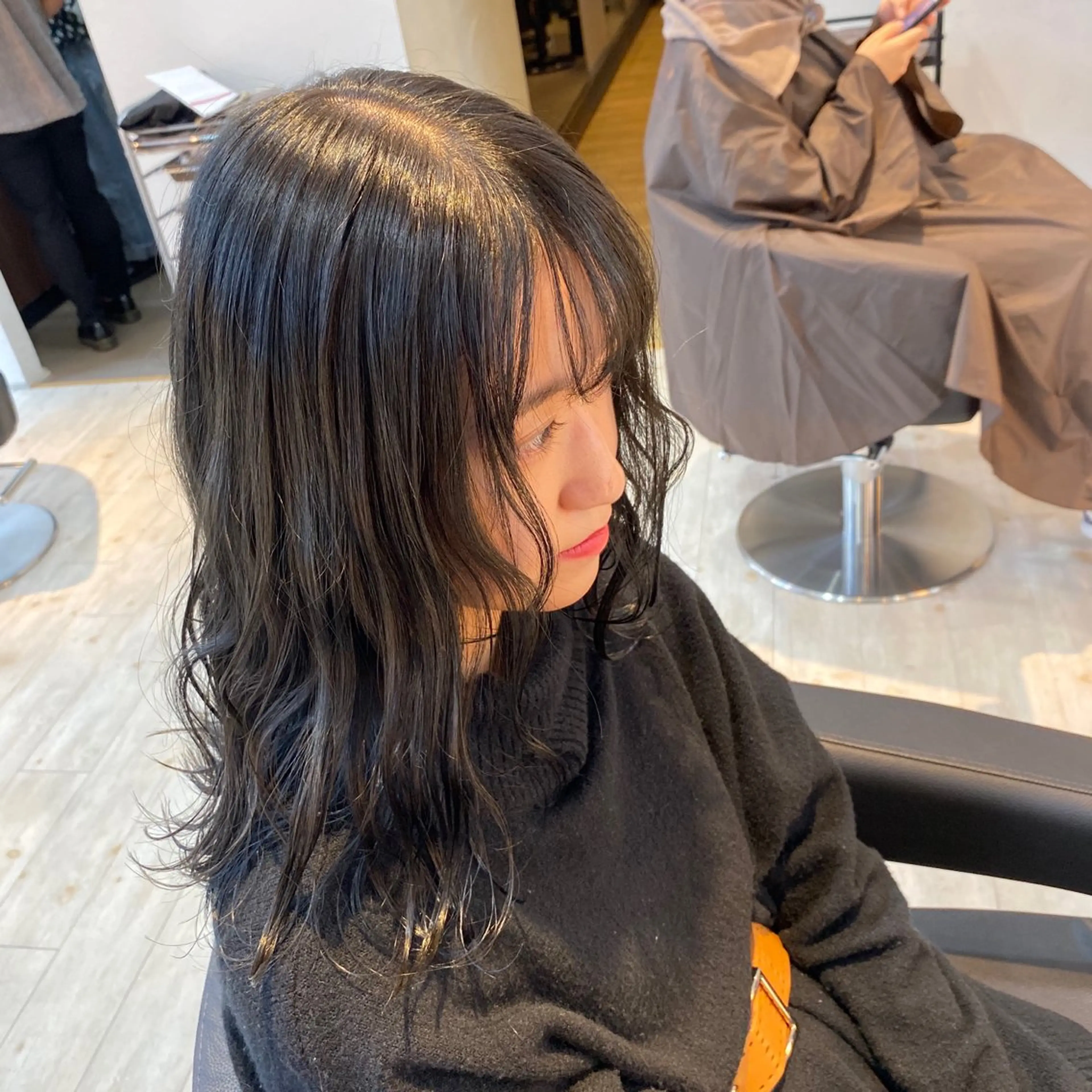 ロング カラー 井手 孔介のヘアスタイル