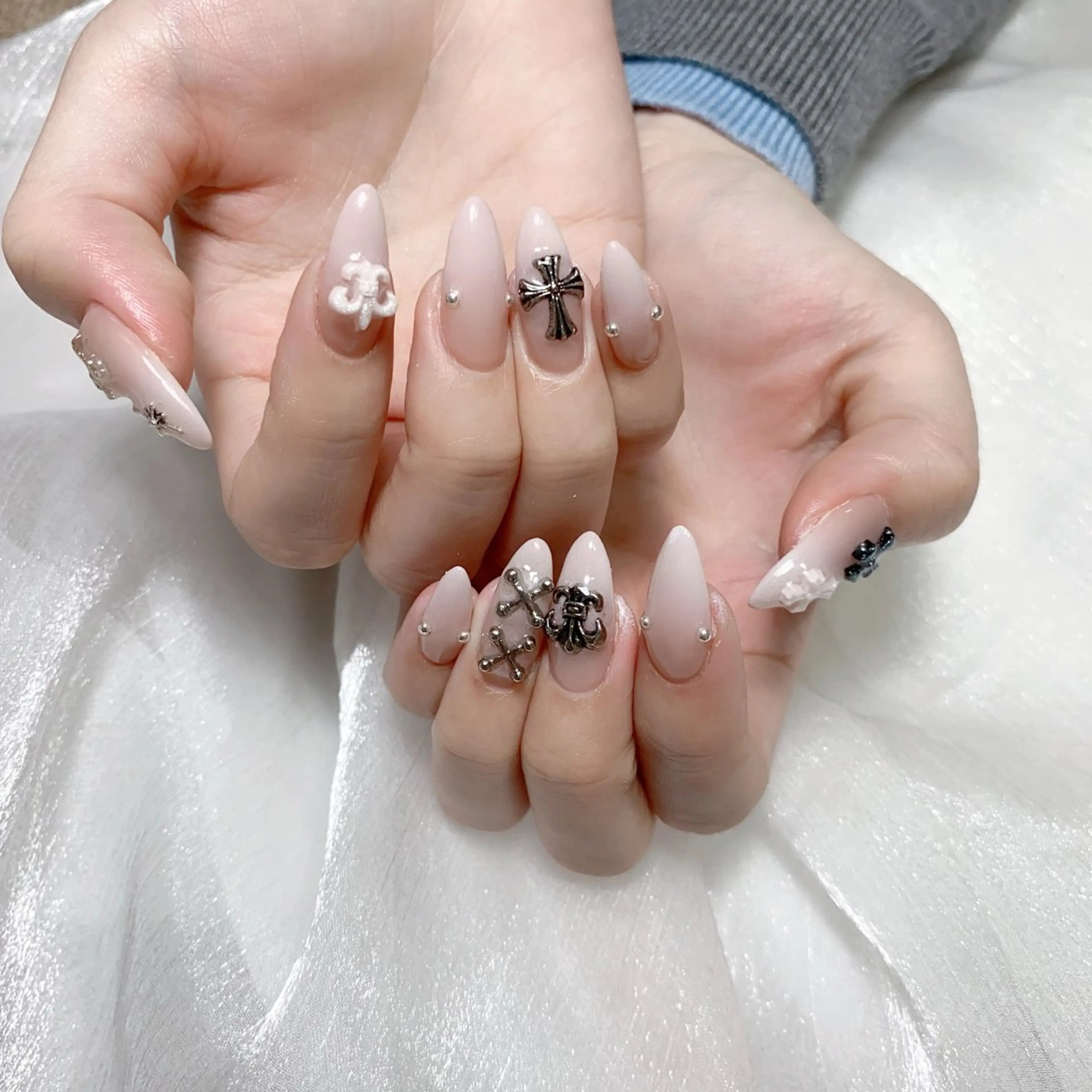ネイル ハンドネイル NAILサロン 木にいるのネイルデザイン