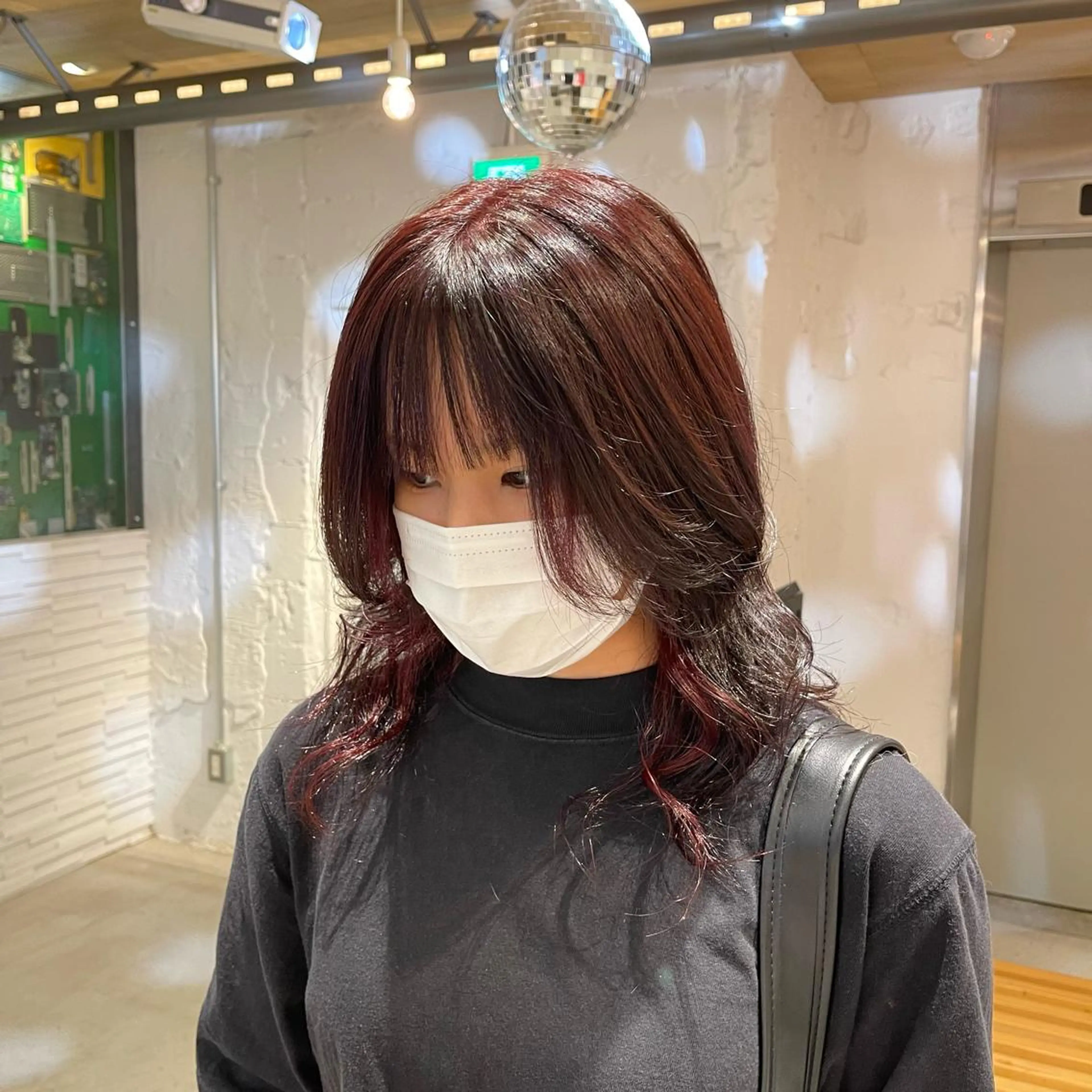 セミロング カラー nameless miichiのヘアスタイル