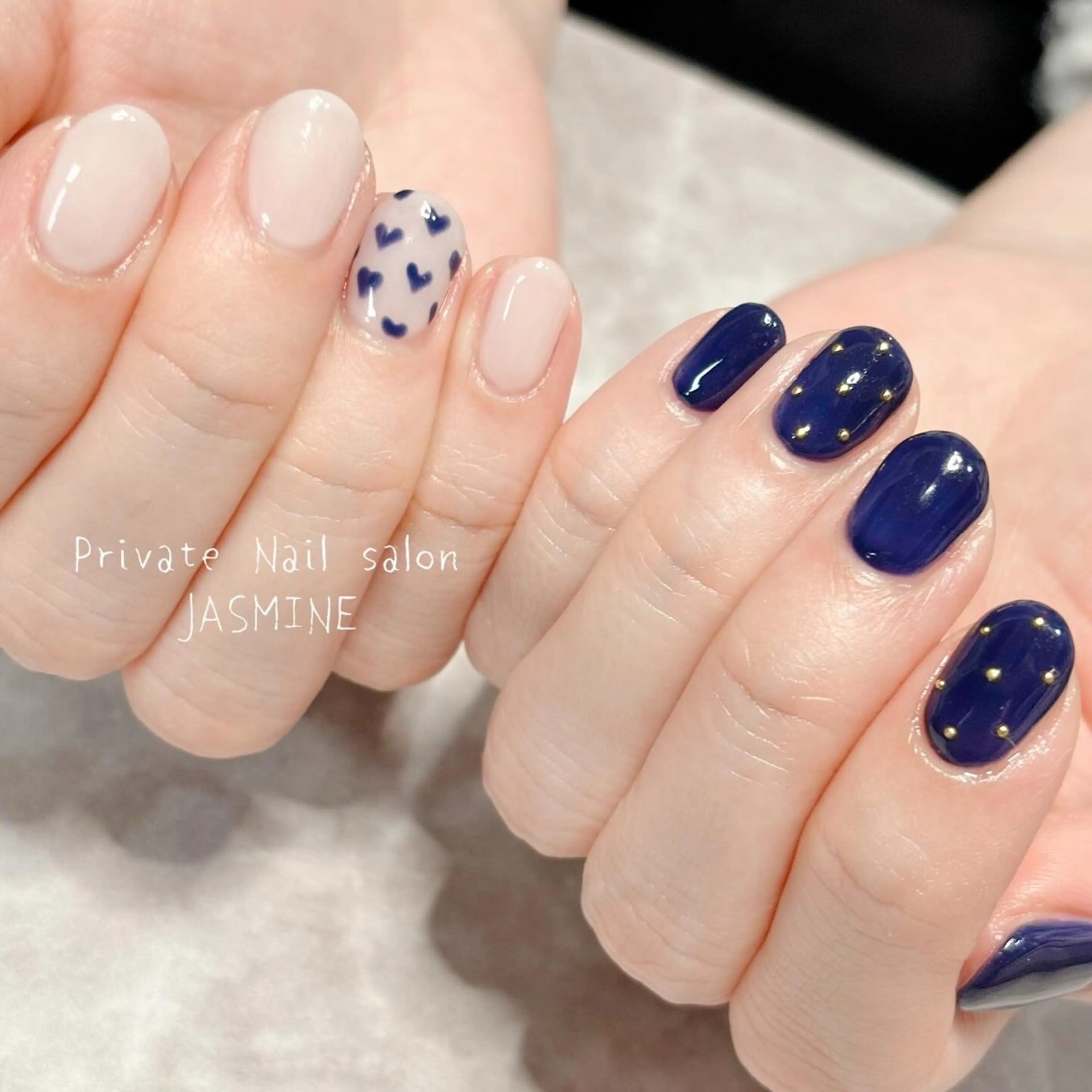 ネイル ハート ネイビー ホワイト Nail salon JASMINEのネイルデザイン