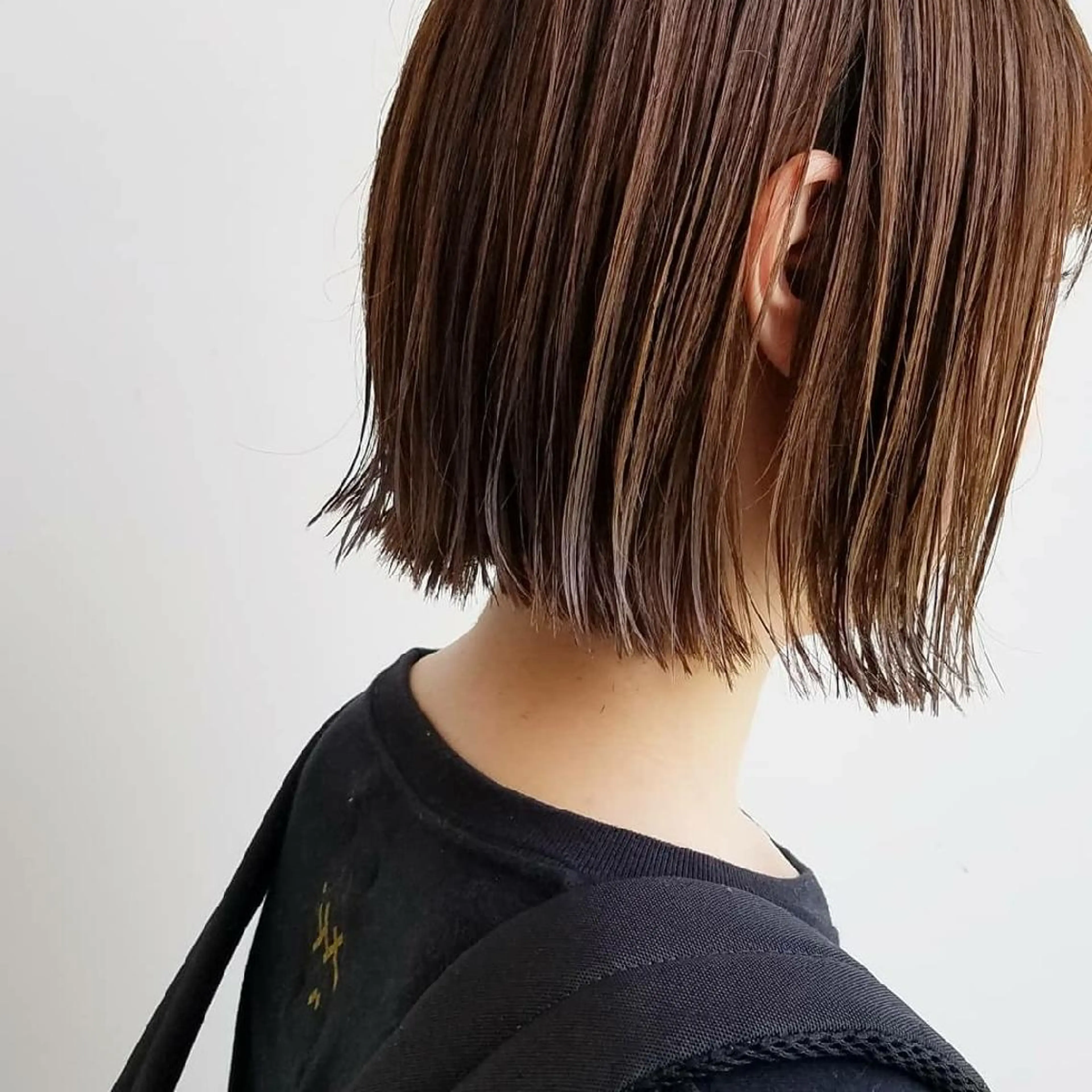 ショート カラー パーマ iplus まつげ、眉毛、耳つぼのマツエク・マツパデザイン