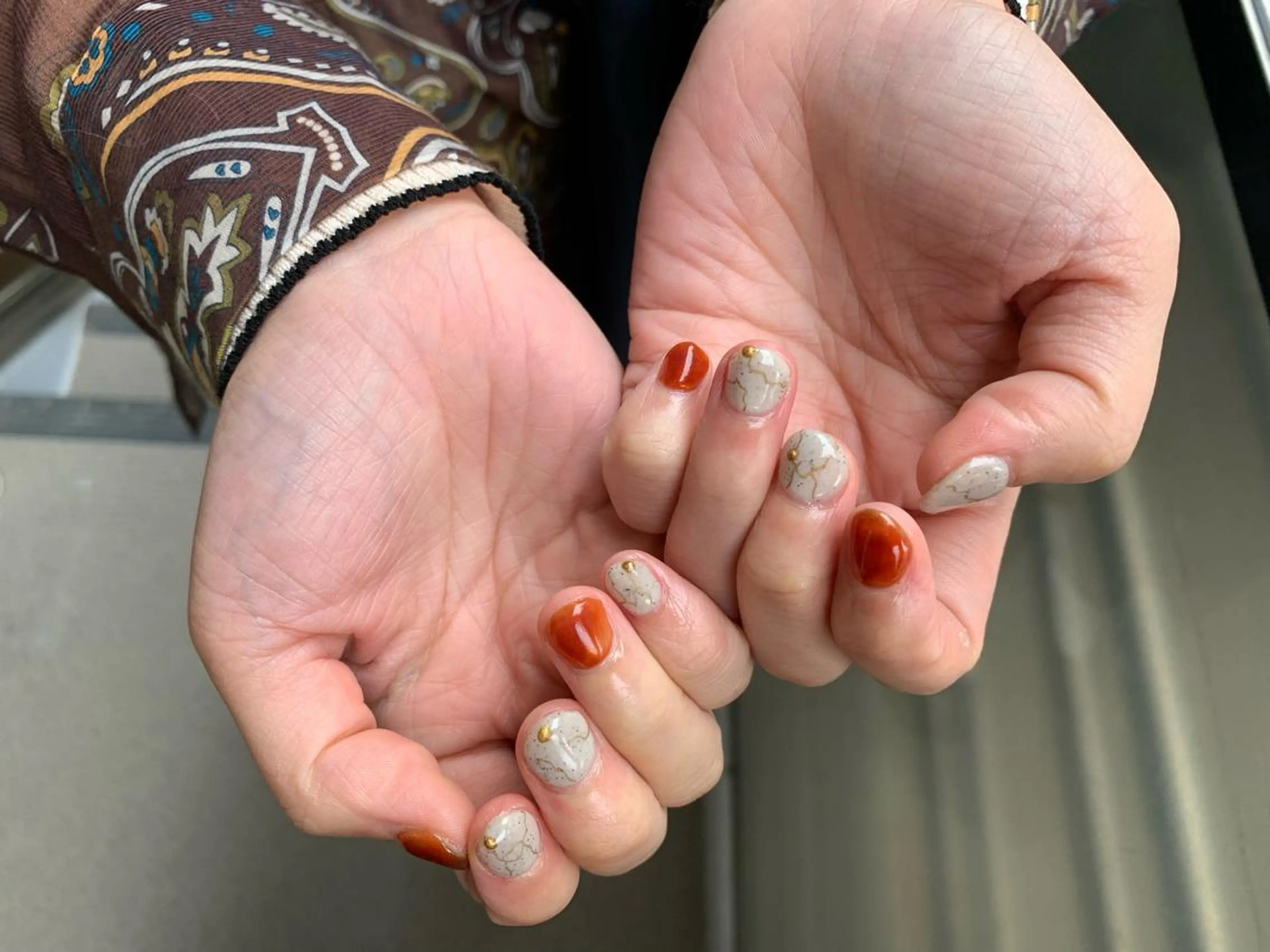 ネイル ニュアンスネイル マキノ ユイのネイルデザイン