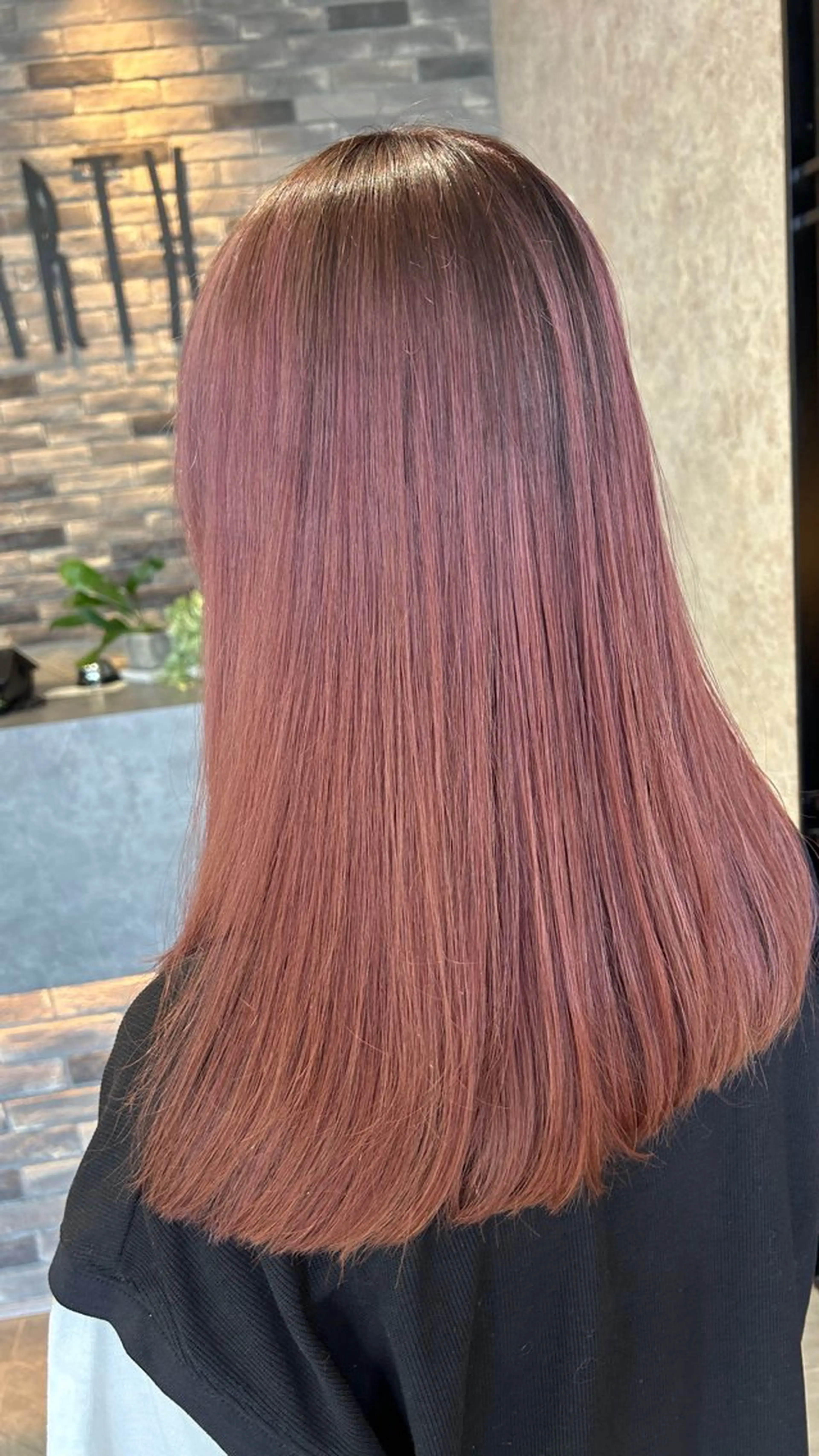 セミロング カラー ブリーチ ダブルカラー カット ヘアカラー トリートメント earth尾形美穂 🫧髪質改善縮毛🫧のヘアスタイル