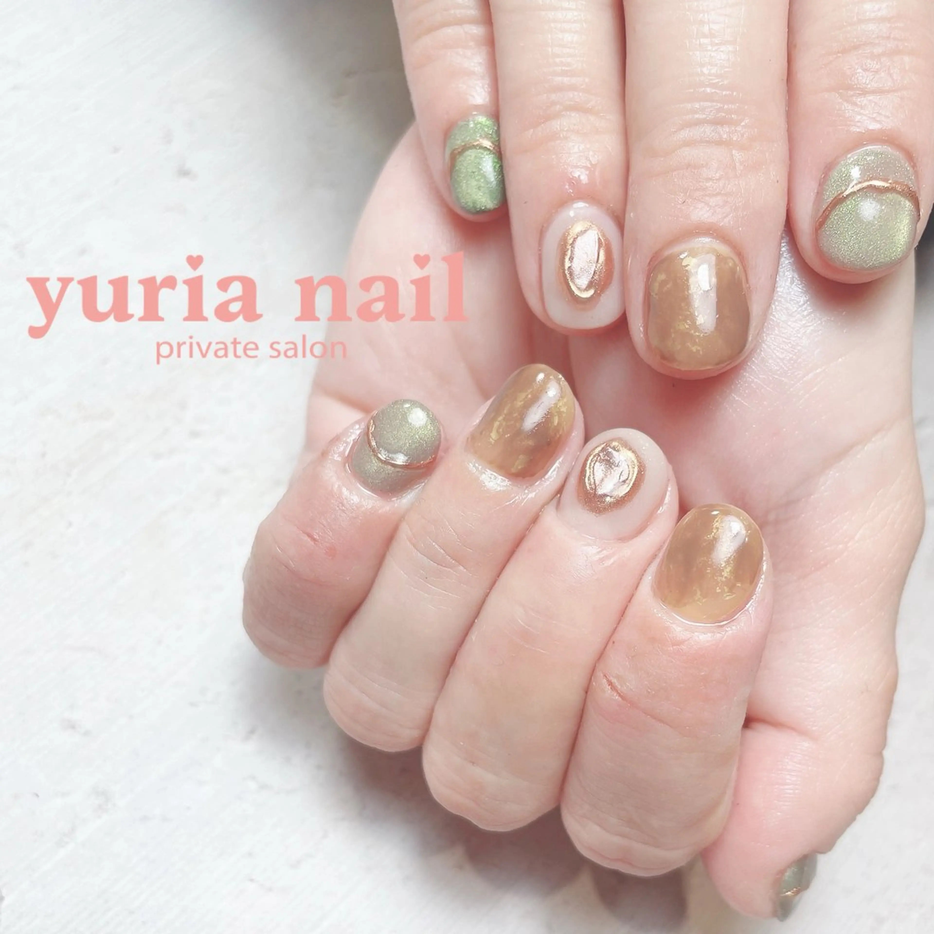 ネイル べっ甲ネイル ジェルネイル マグネットネイル ニュアンスネイル ハンドネイル 小林 ゆりあのネイルデザイン