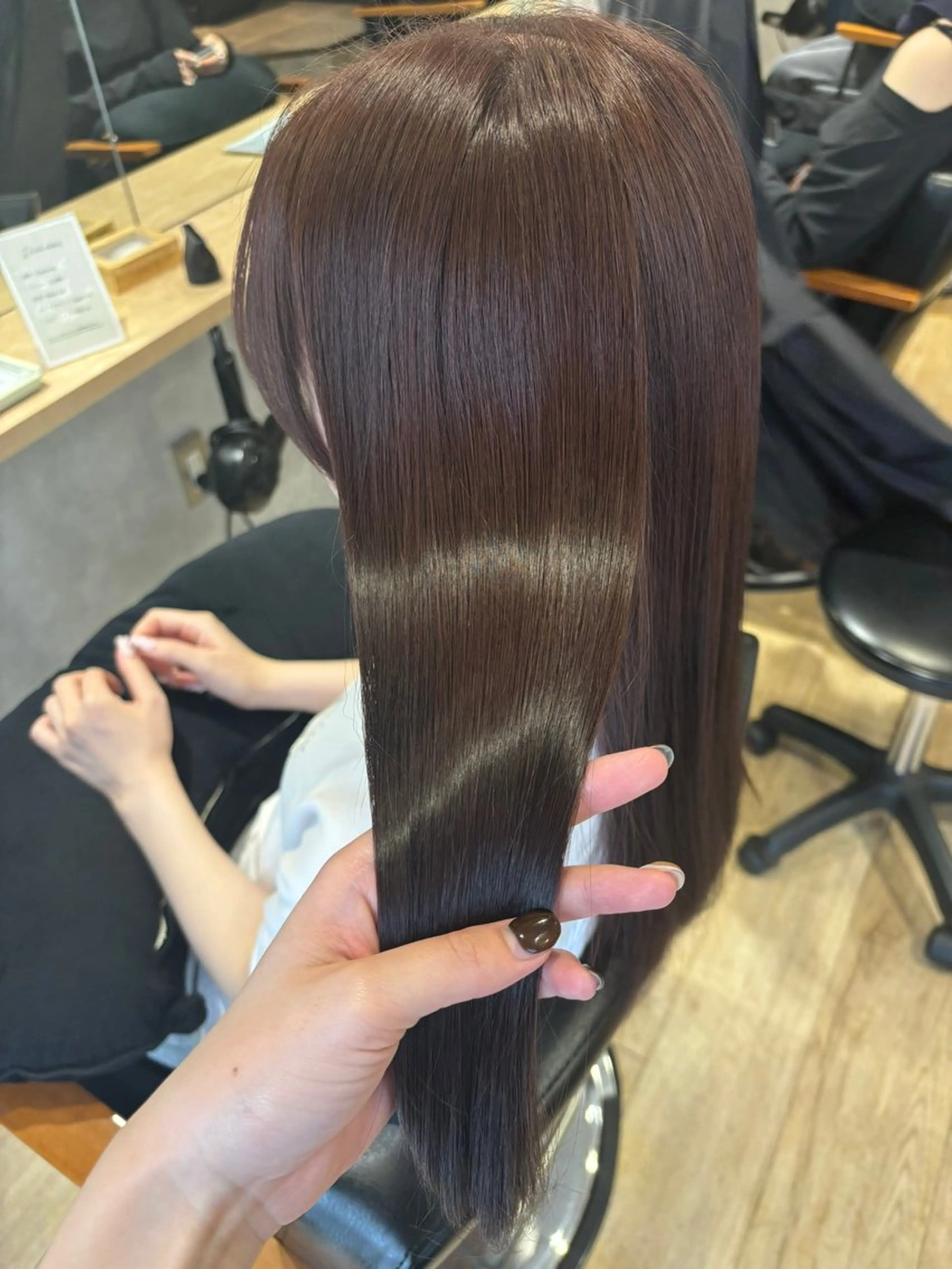 ロング カラー 髪質改善 トリートメント 🍮中山詩乃🍮顔 まわりデザイン◎のヘアスタイル