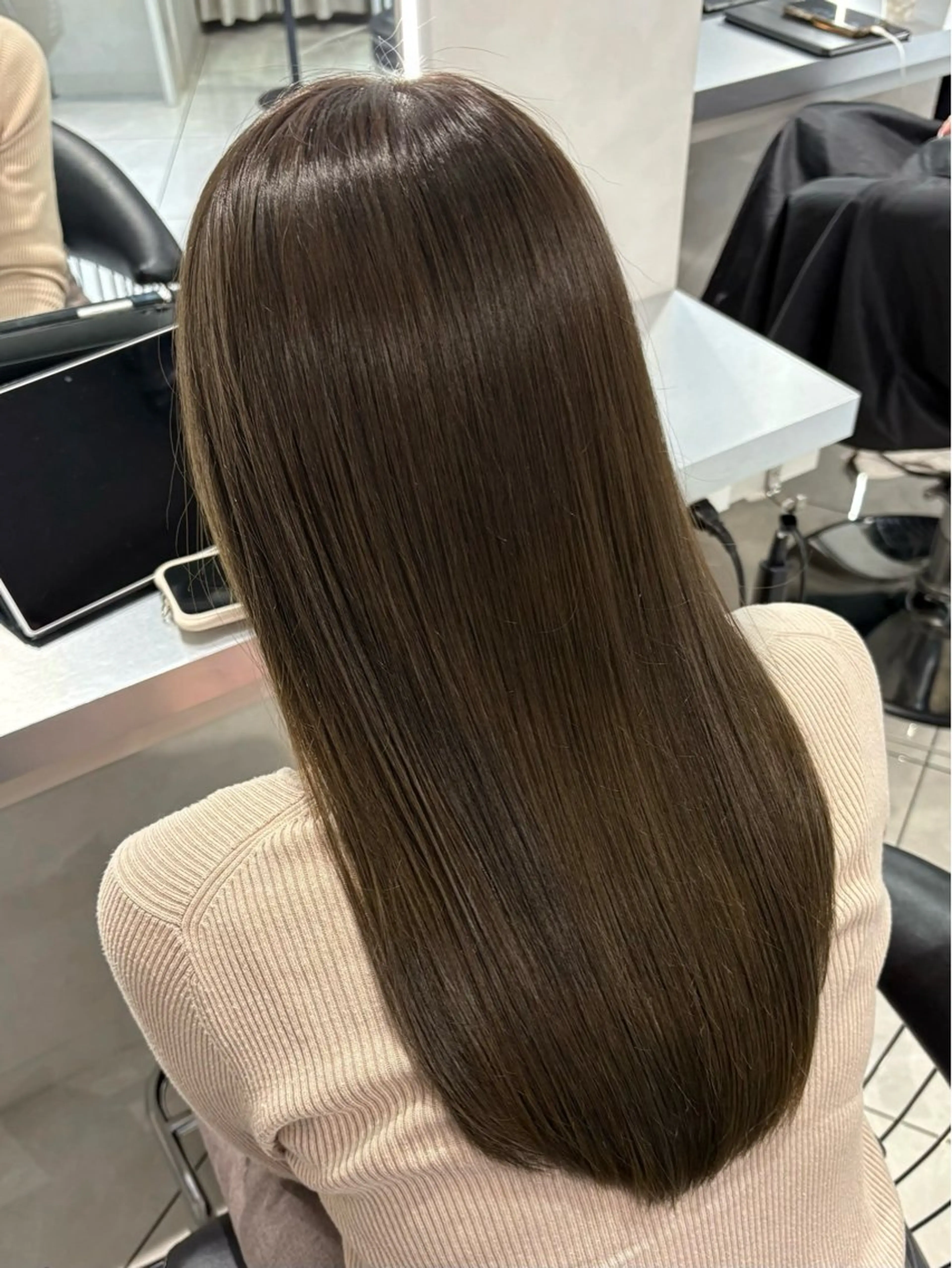 ロング カット ヘアカラー トリートメント 上品ハイトーン×艶 カラー🤍／ふうか༊のヘアスタイル