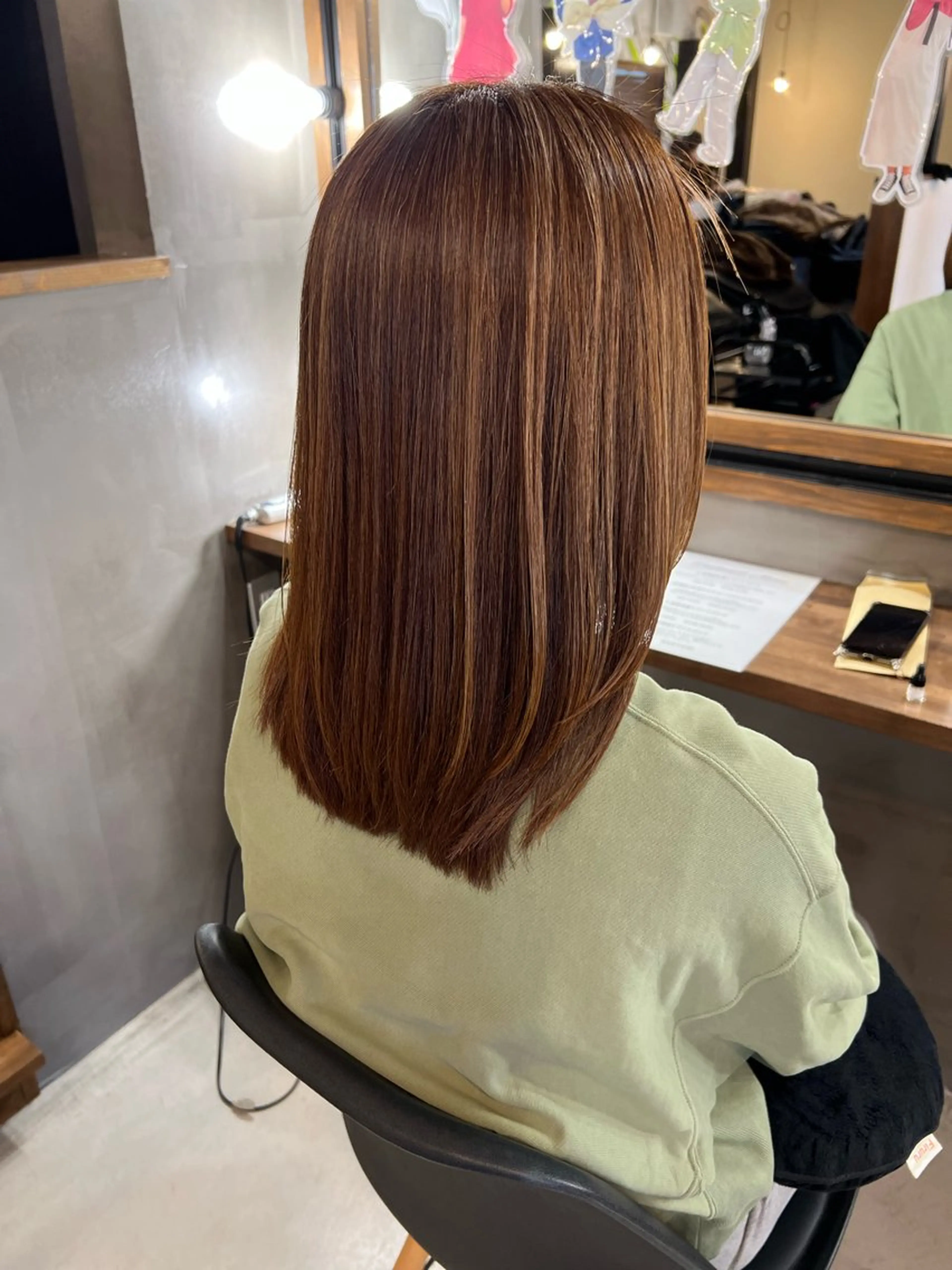 ミディアム 石崎 美帆のヘアスタイル