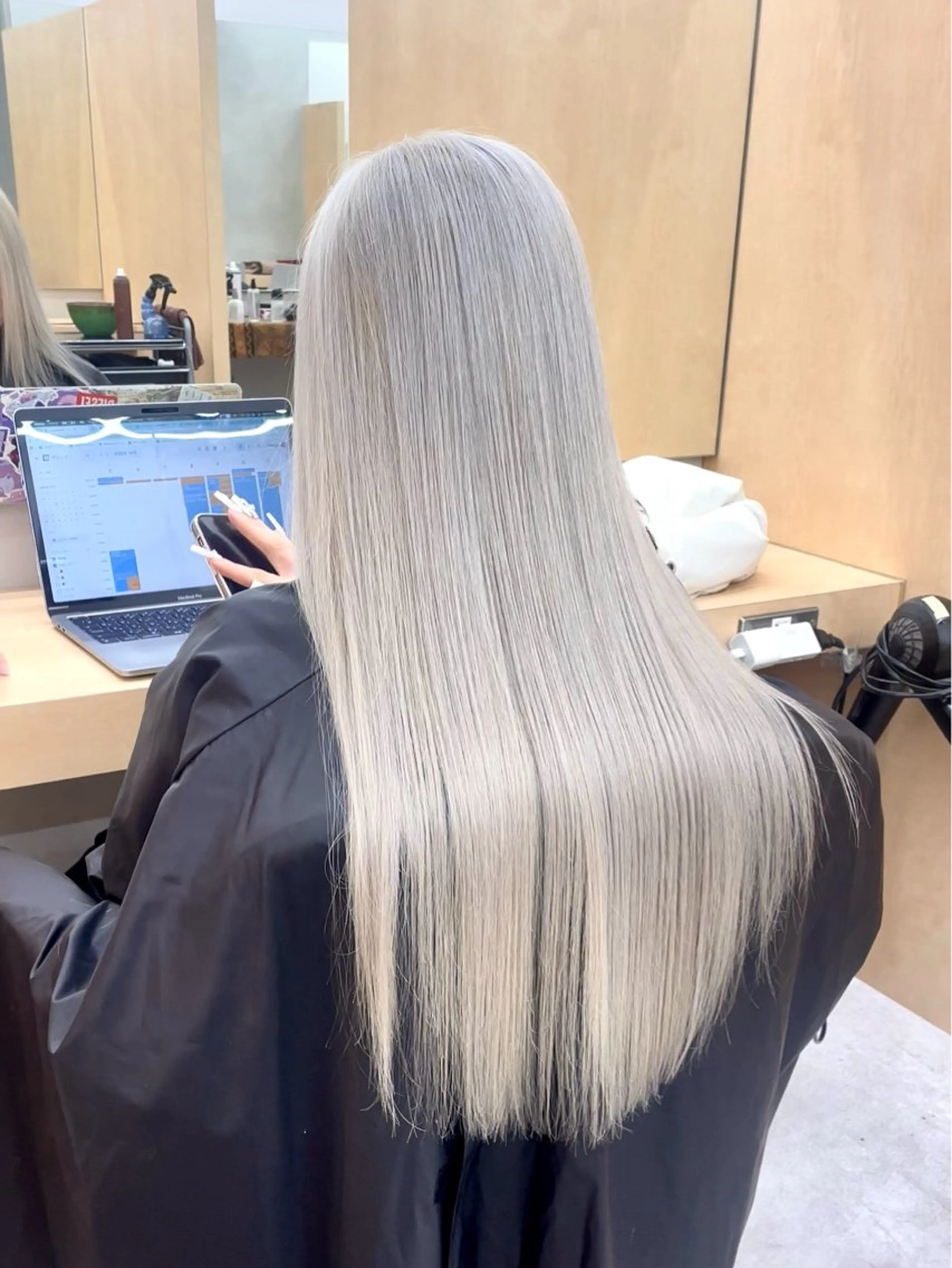 ロング カラー カット髪質改善カラー TAIGAのヘアスタイル