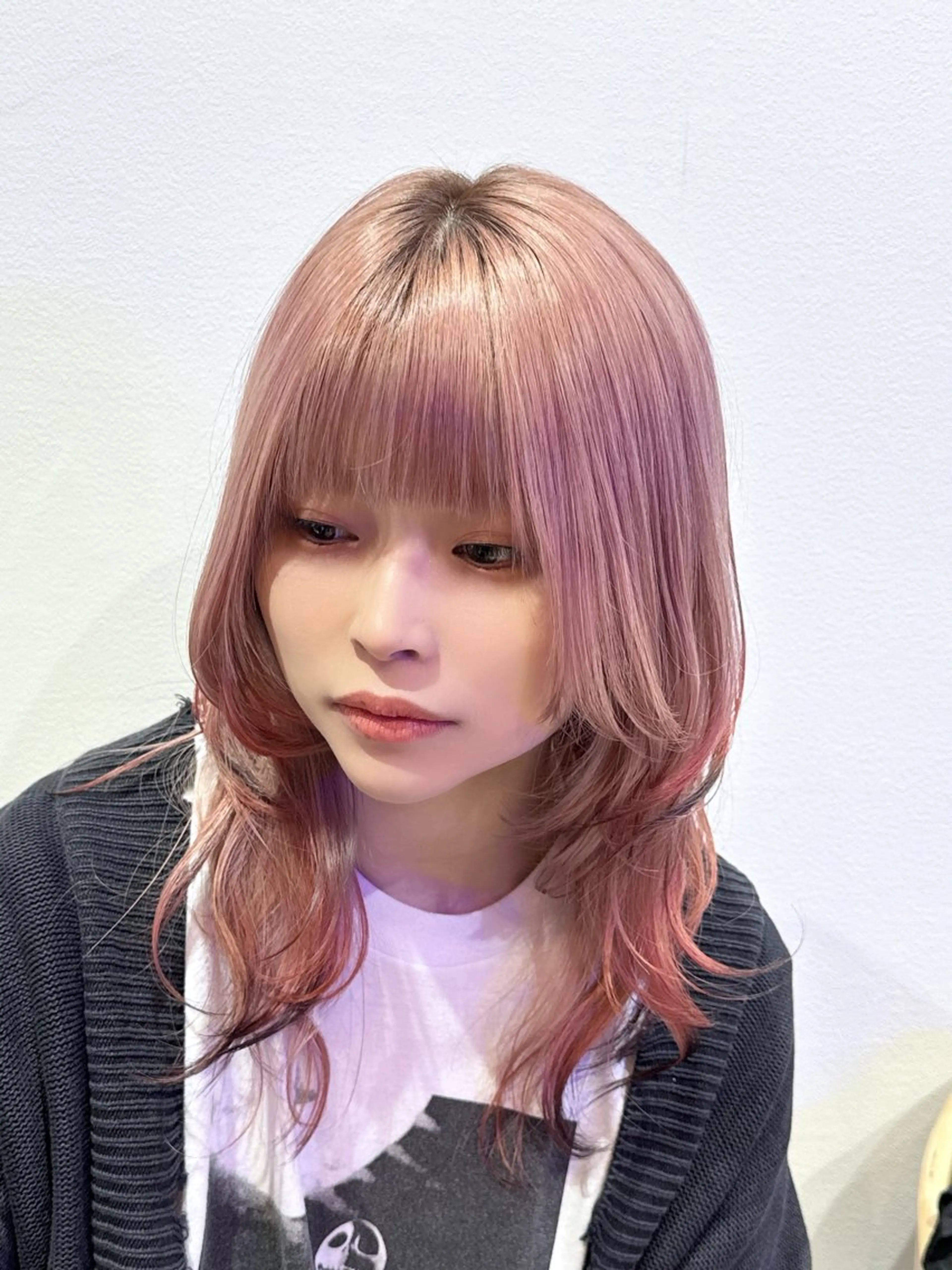 ミディアム カラー 小松崎 友宏のヘアスタイル