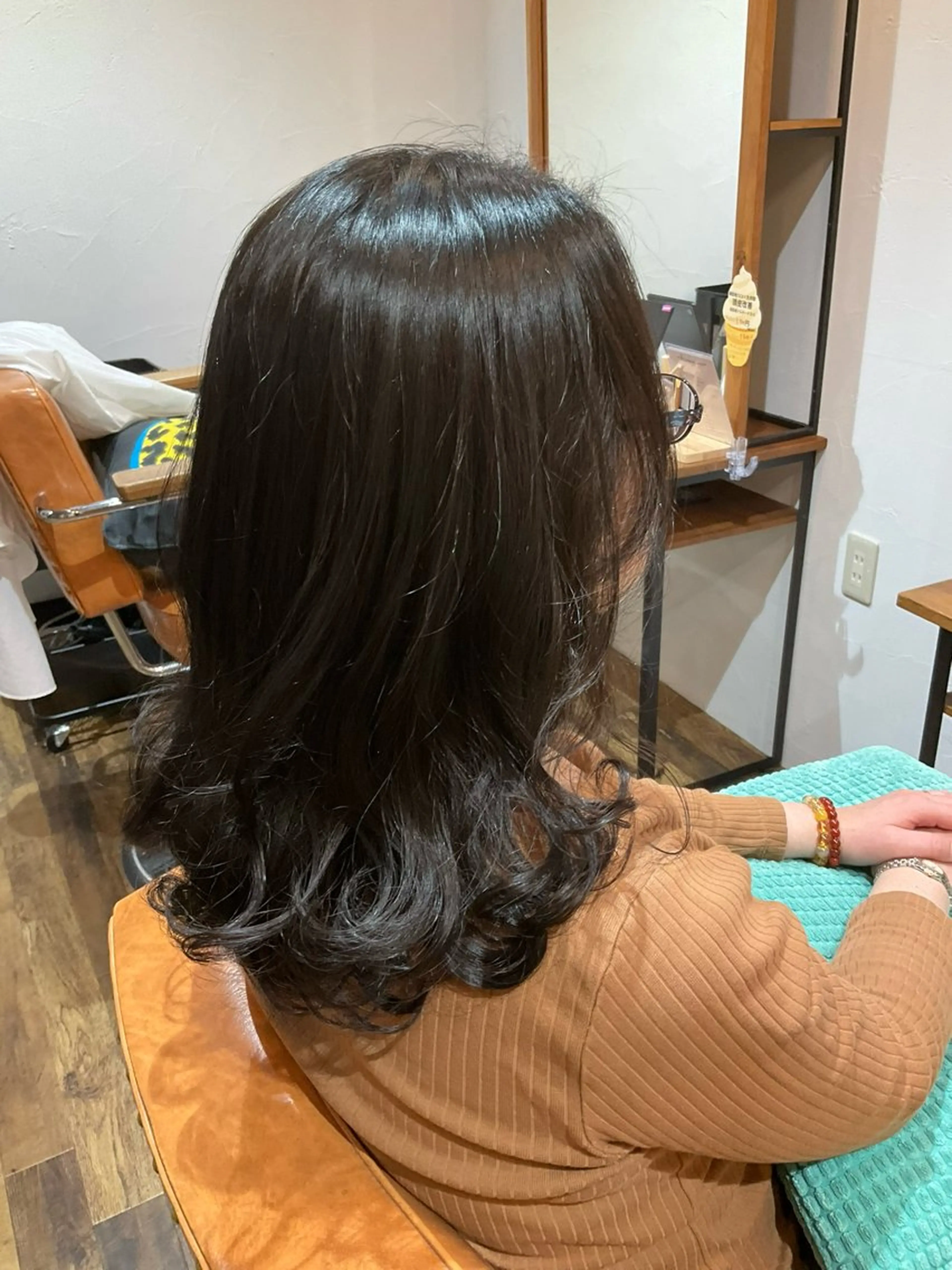 セミロング パーマ 大人女子&髪改善専門 Nobuフリーランスのヘアスタイル