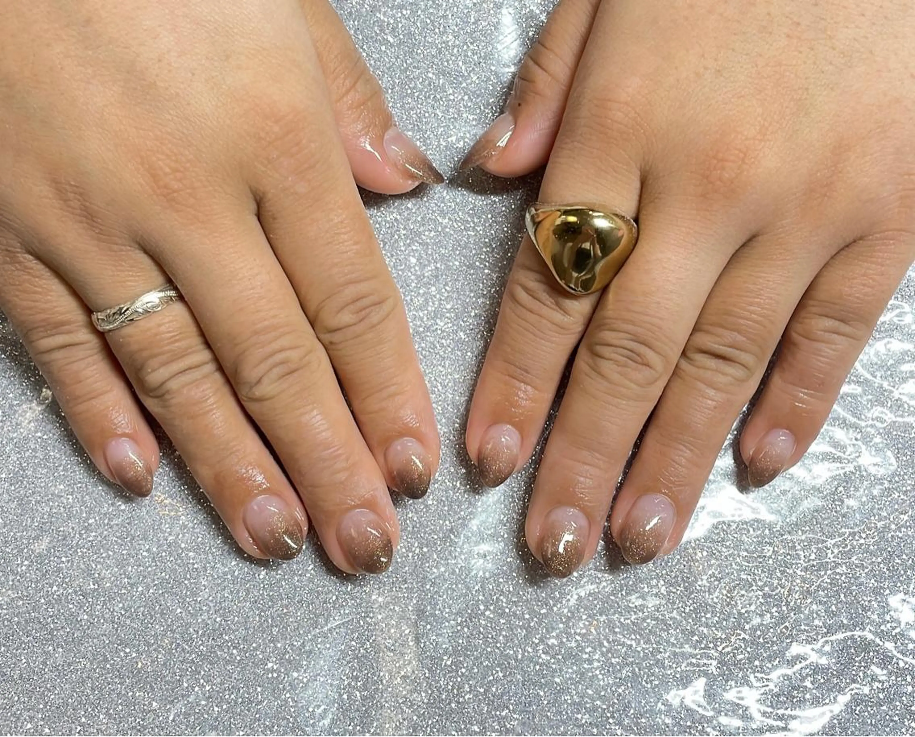 ネイル VIERU 🌈🎀💖のネイルデザイン