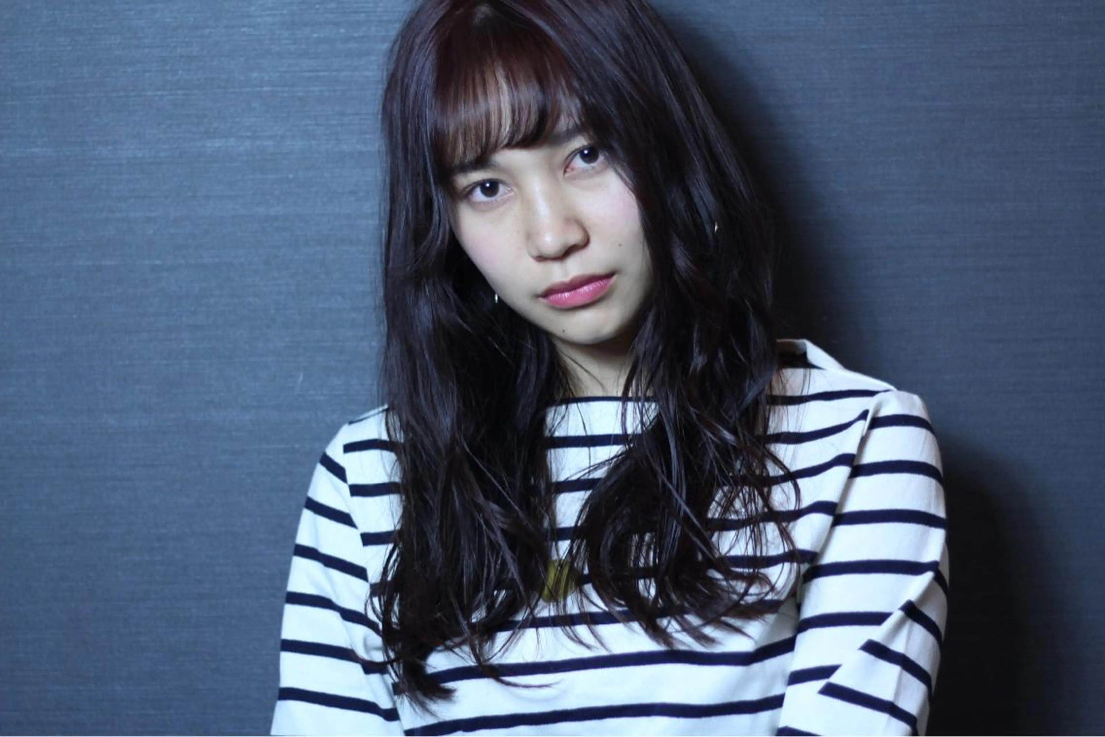 ロング カラー パーマ ボルドーカラー 安達 俊亮のヘアスタイル