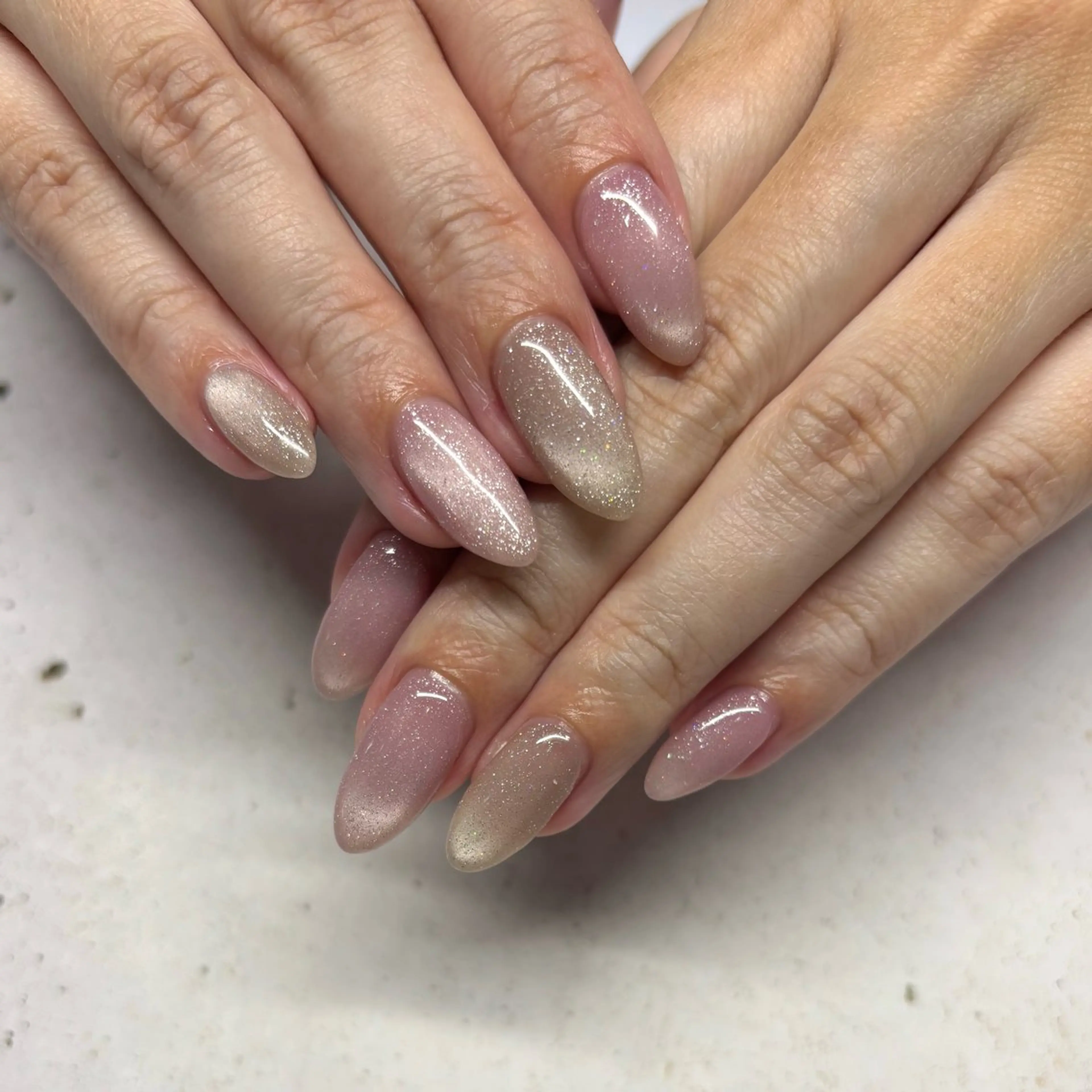 ネイル 坂木 桃子 / ネイルのネイルデザイン