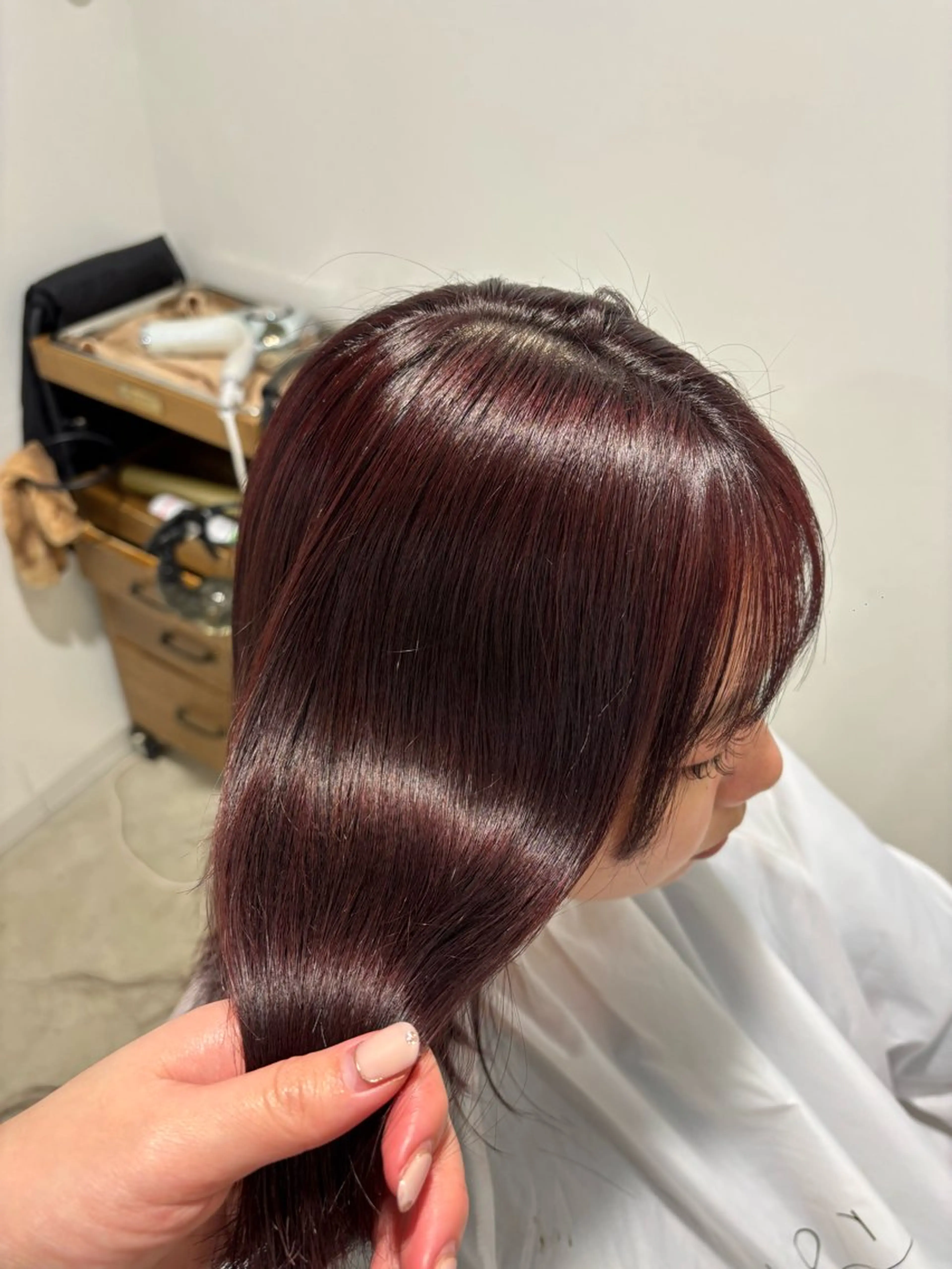 セミロング レイヤーカット🥀/ 大曽根🤍yuukaのヘアスタイル