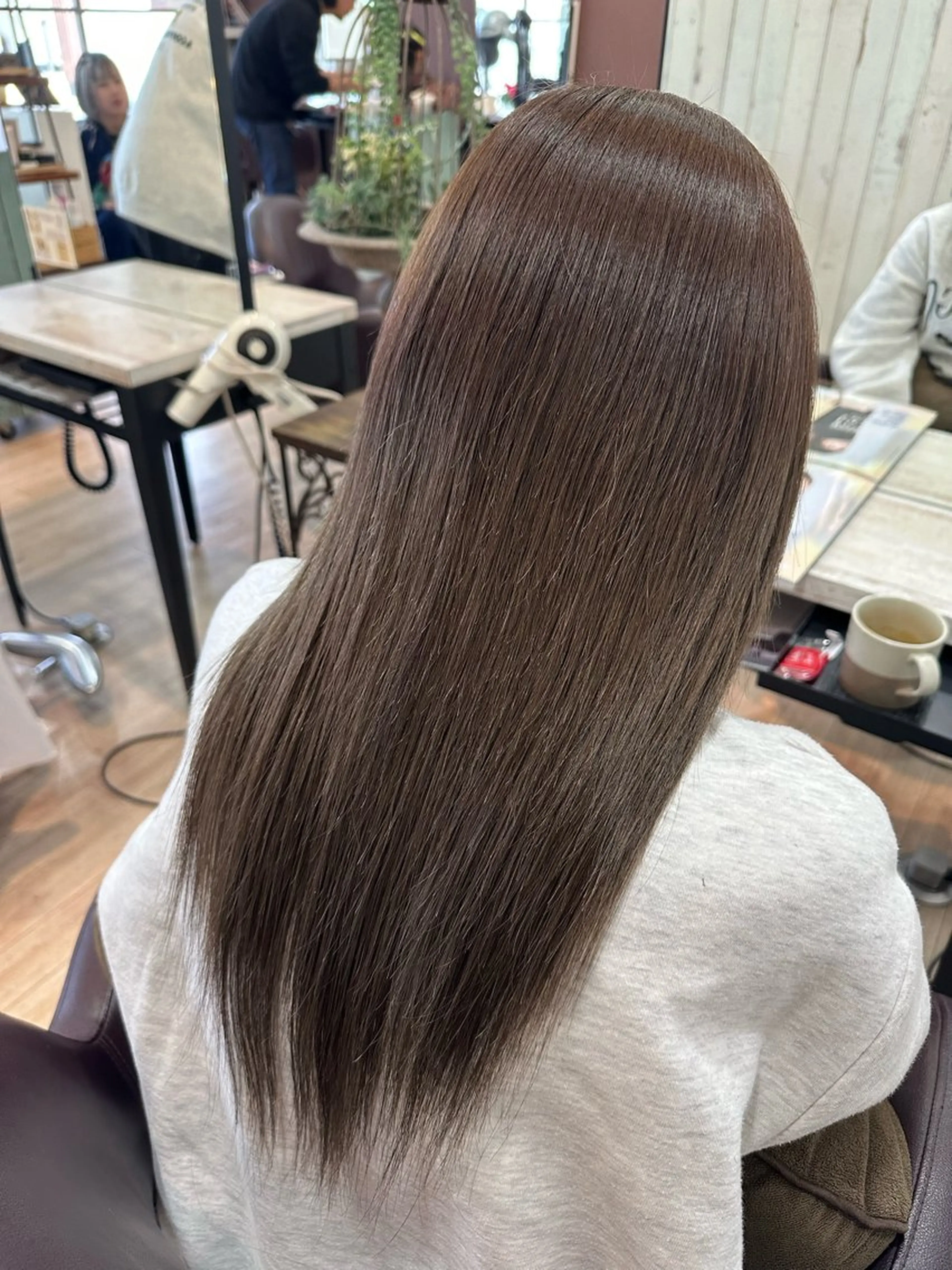 ミディアム ヘアカラー トリートメント ツヤ髪質改善 💜れいな💜のヘアスタイル