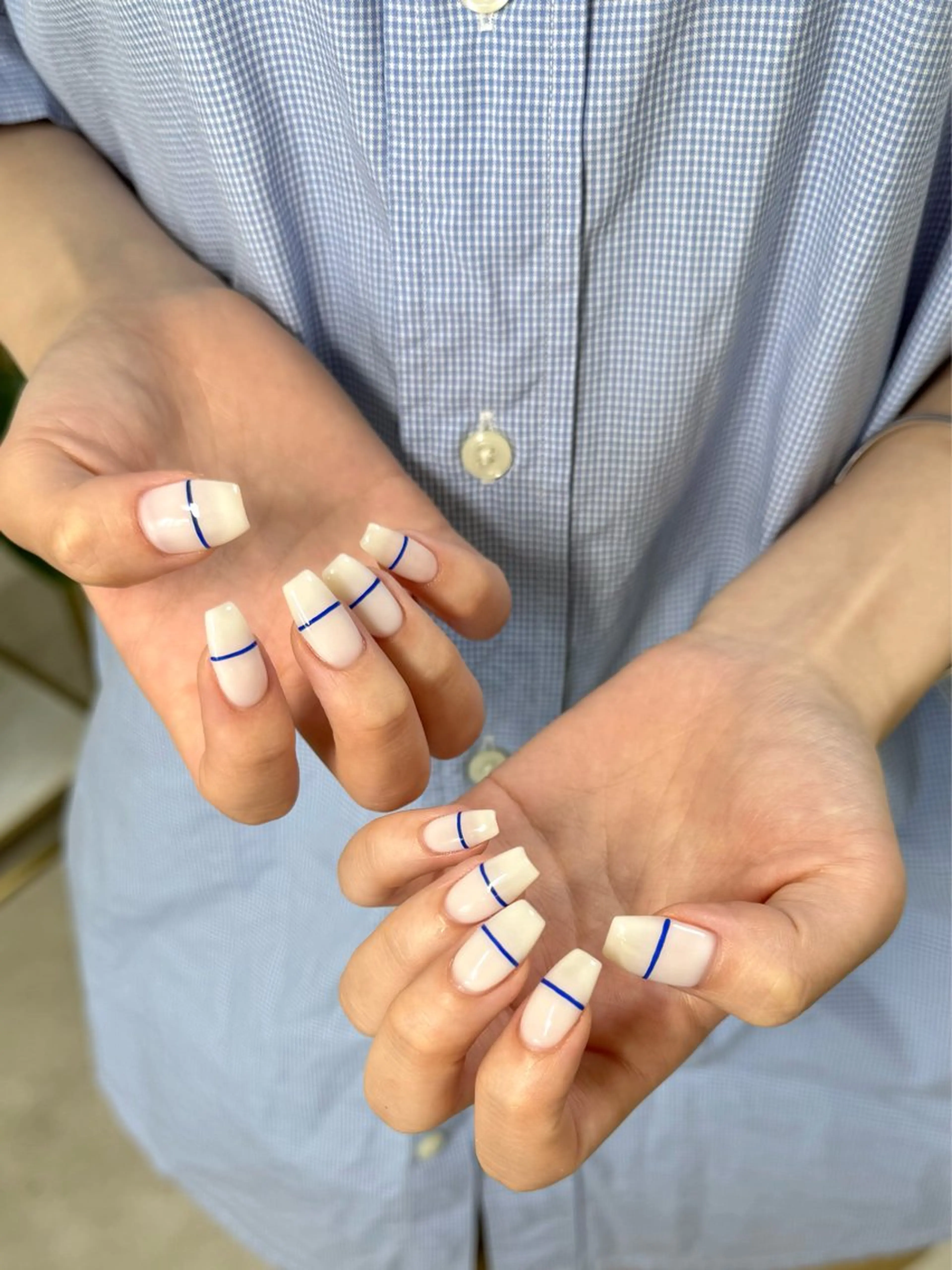 ネイル ハンドネイル ネイルルーム チャームのネイルデザイン