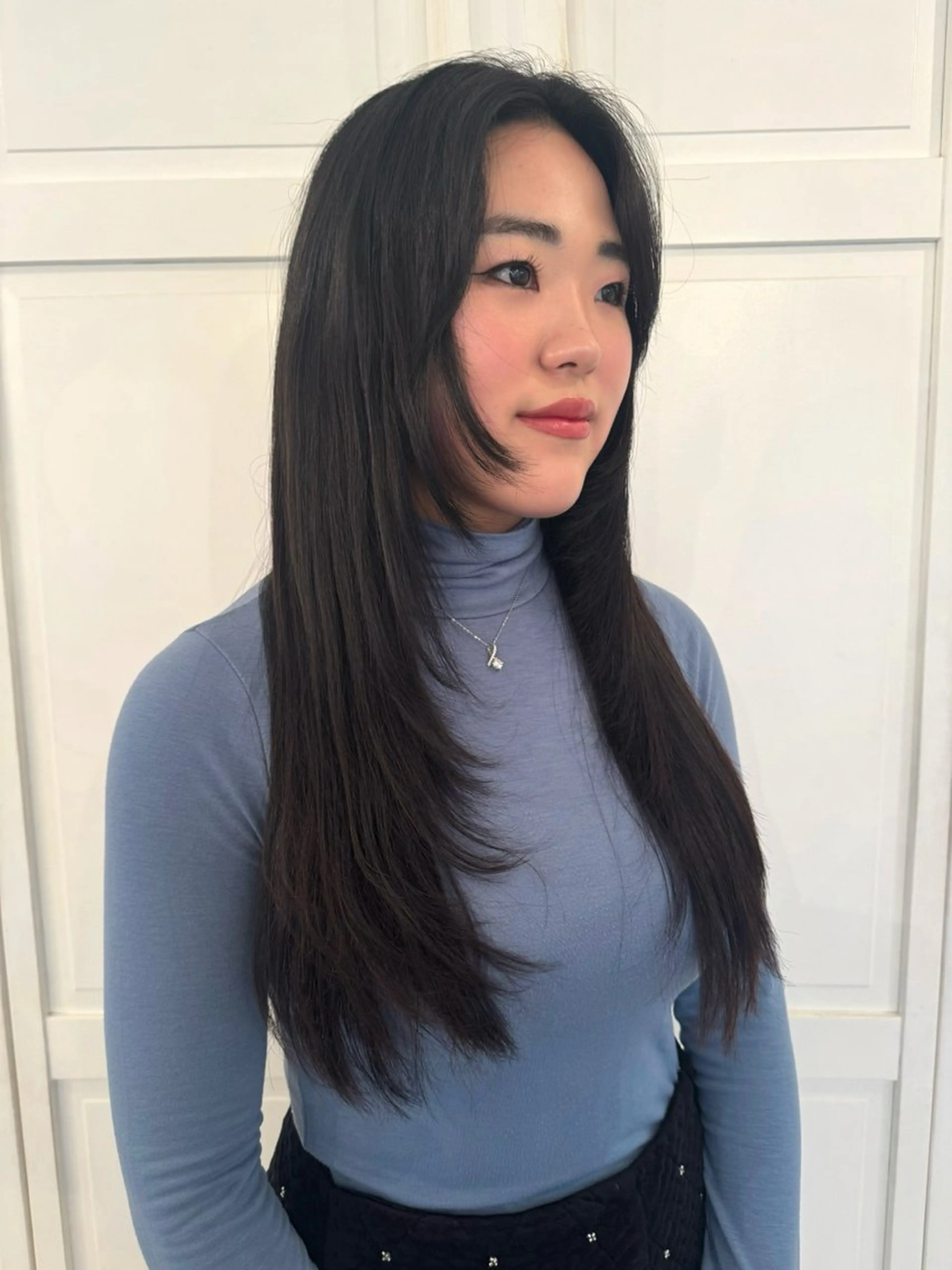 ロング カット ヘアカラー ブリーチカラー🎀 韓国風/寺門美優のヘアスタイル