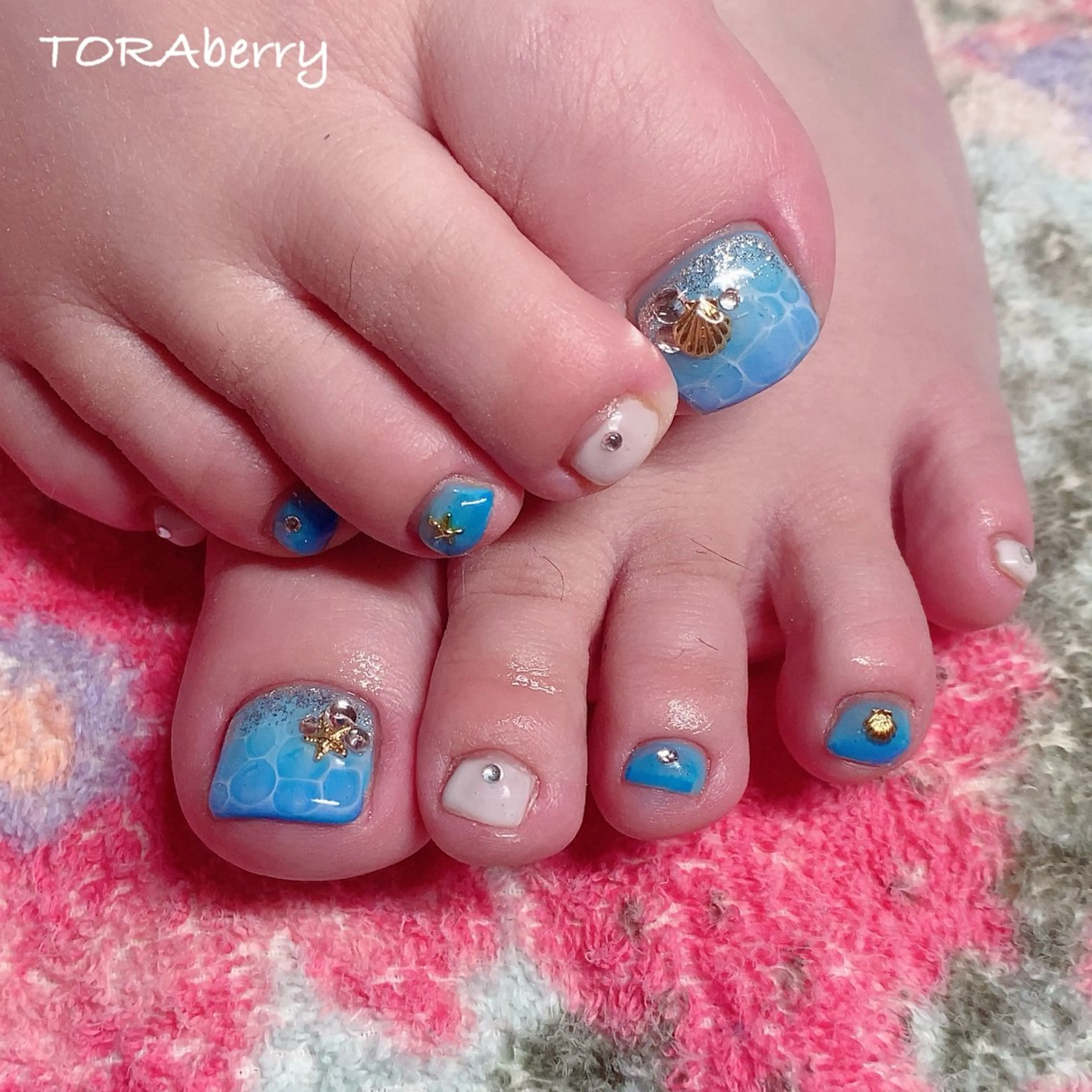 ネイル フットネイル ネイリスト なつみのネイルデザイン