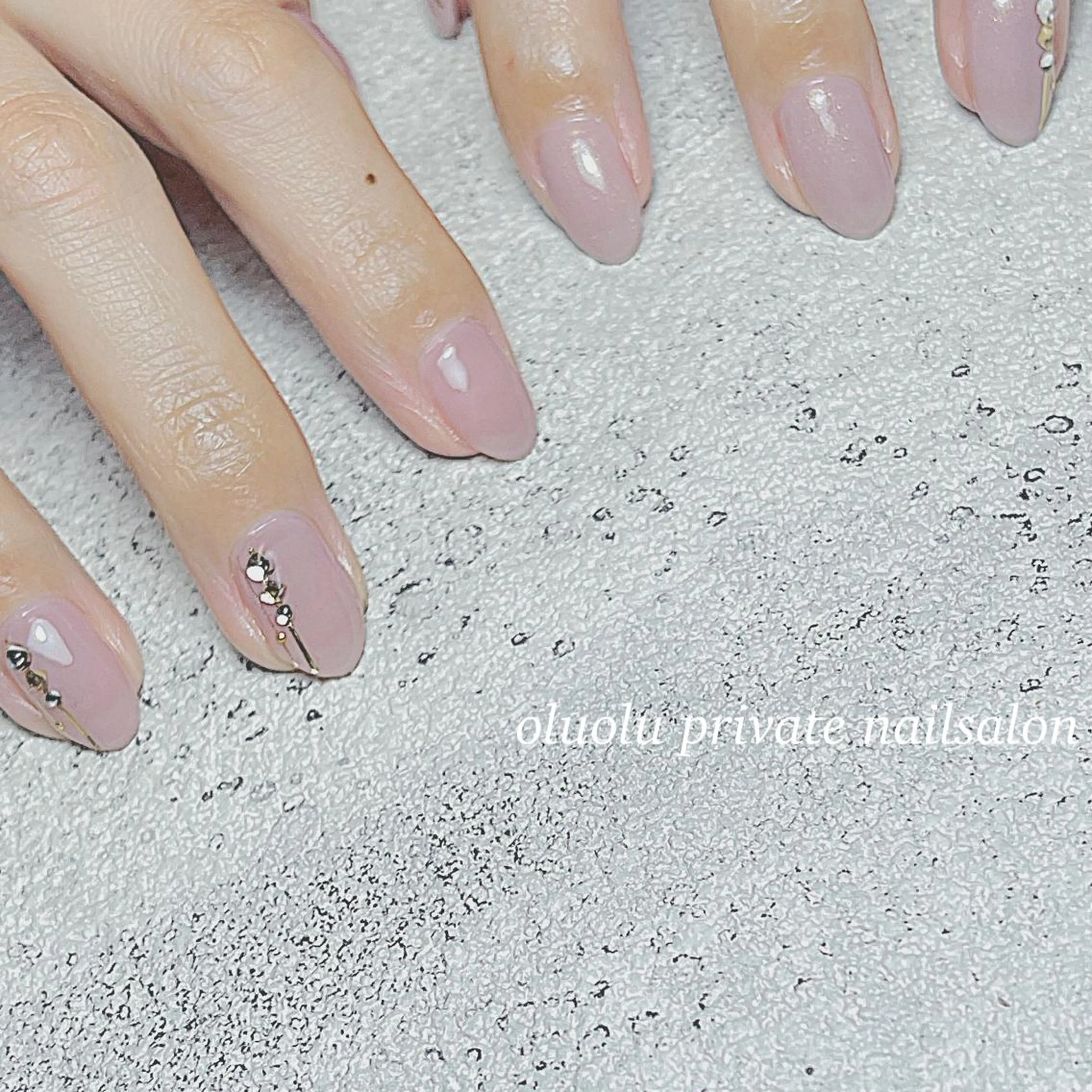 ネイル アートネイル 入学式 フットネイル ニュアンスネイル オフィスネイル ハンドネイル 大村 紬華のネイルデザイン