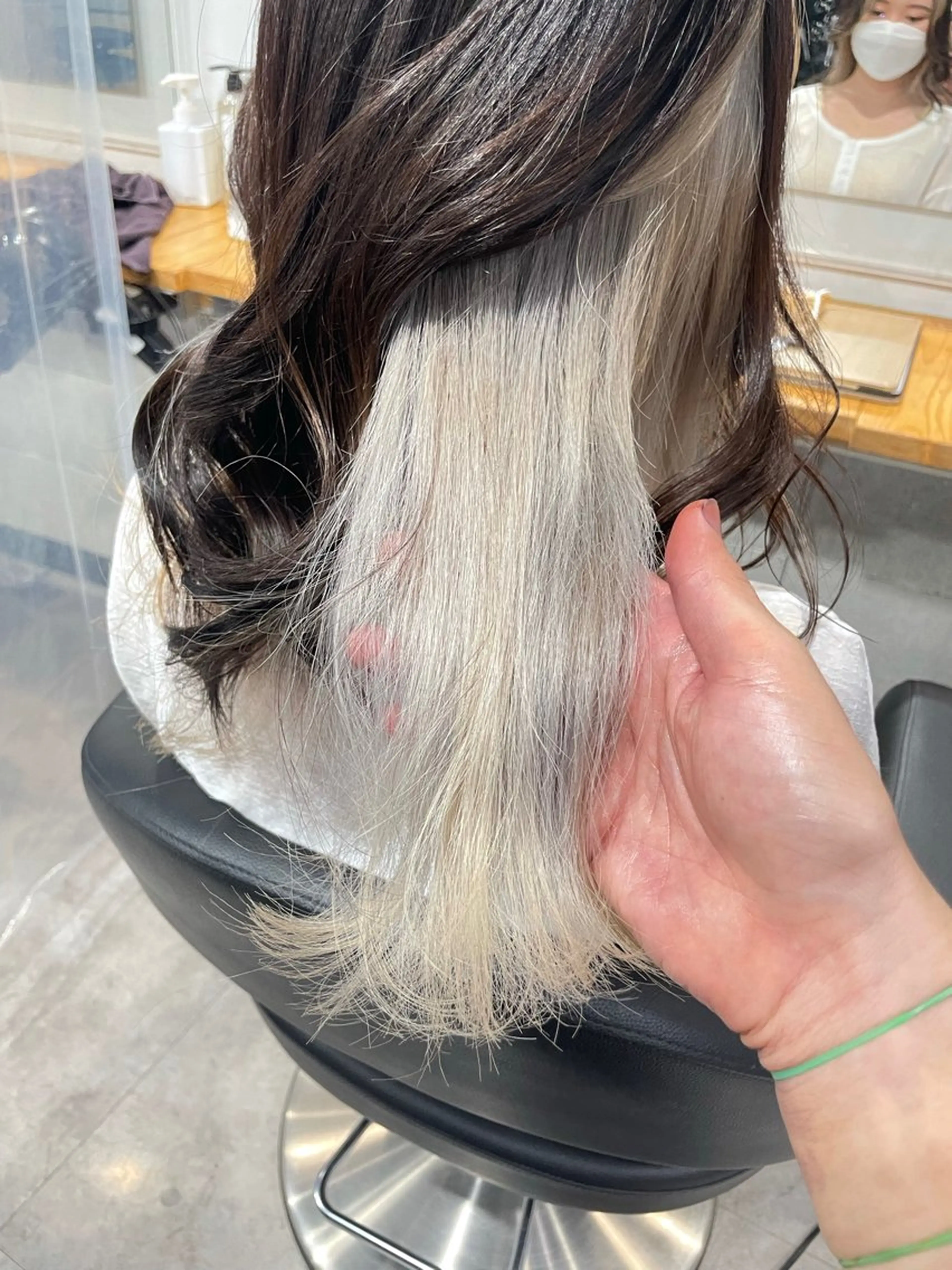 ロング カラー ブリーチ ヘアカラー トリートメント ヘッドスパ ヘアセット 🦋ハイトーンボブ ショート🦋トシキのヘアスタイル