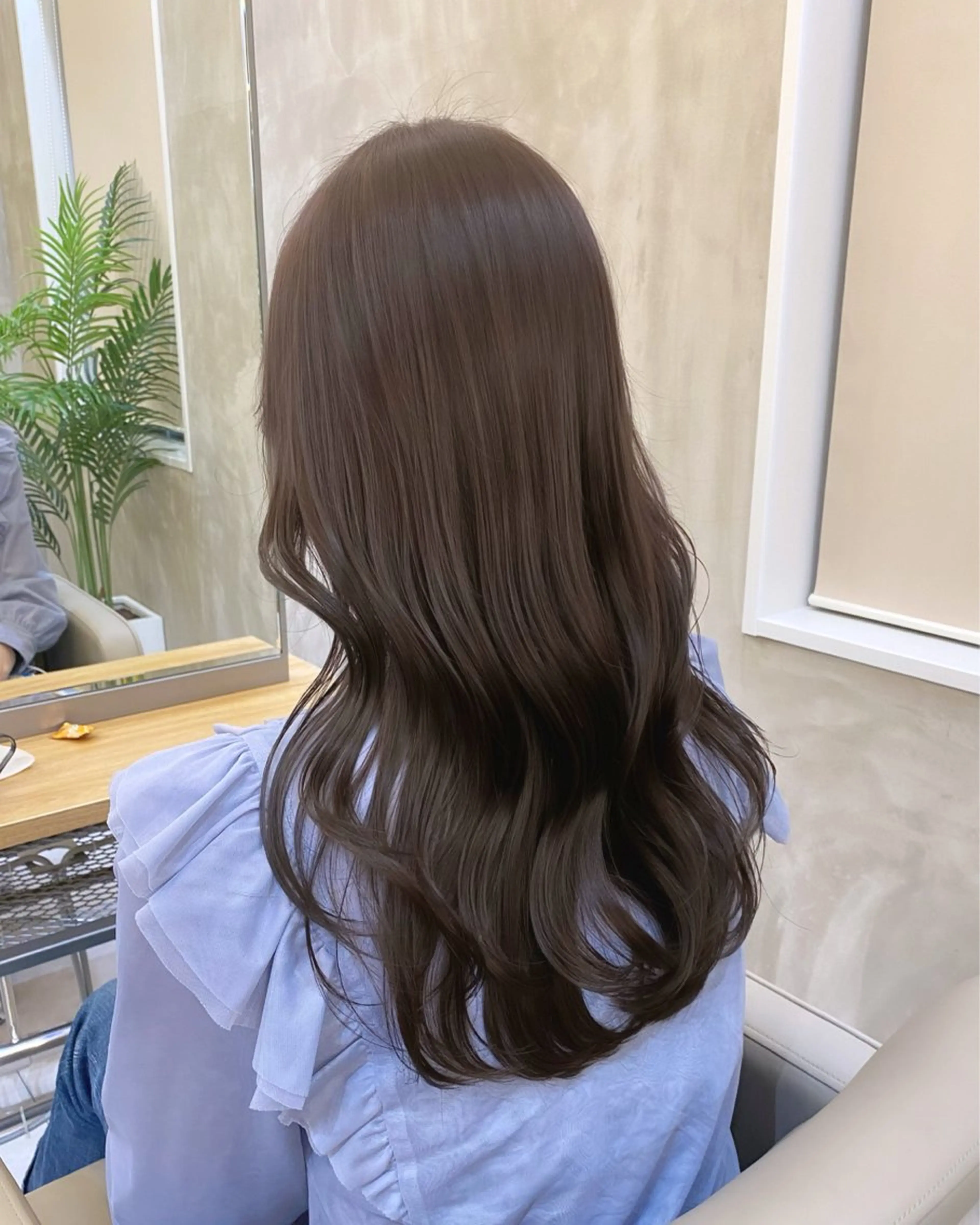 セミロング カラー ヘアアレンジ ベージュカラー ブリーチ ブラウンカラー 透明感カラー ココアベージュ 赤み消し🫧韓国ヘア 🫧藤岡誠也のヘアスタイル