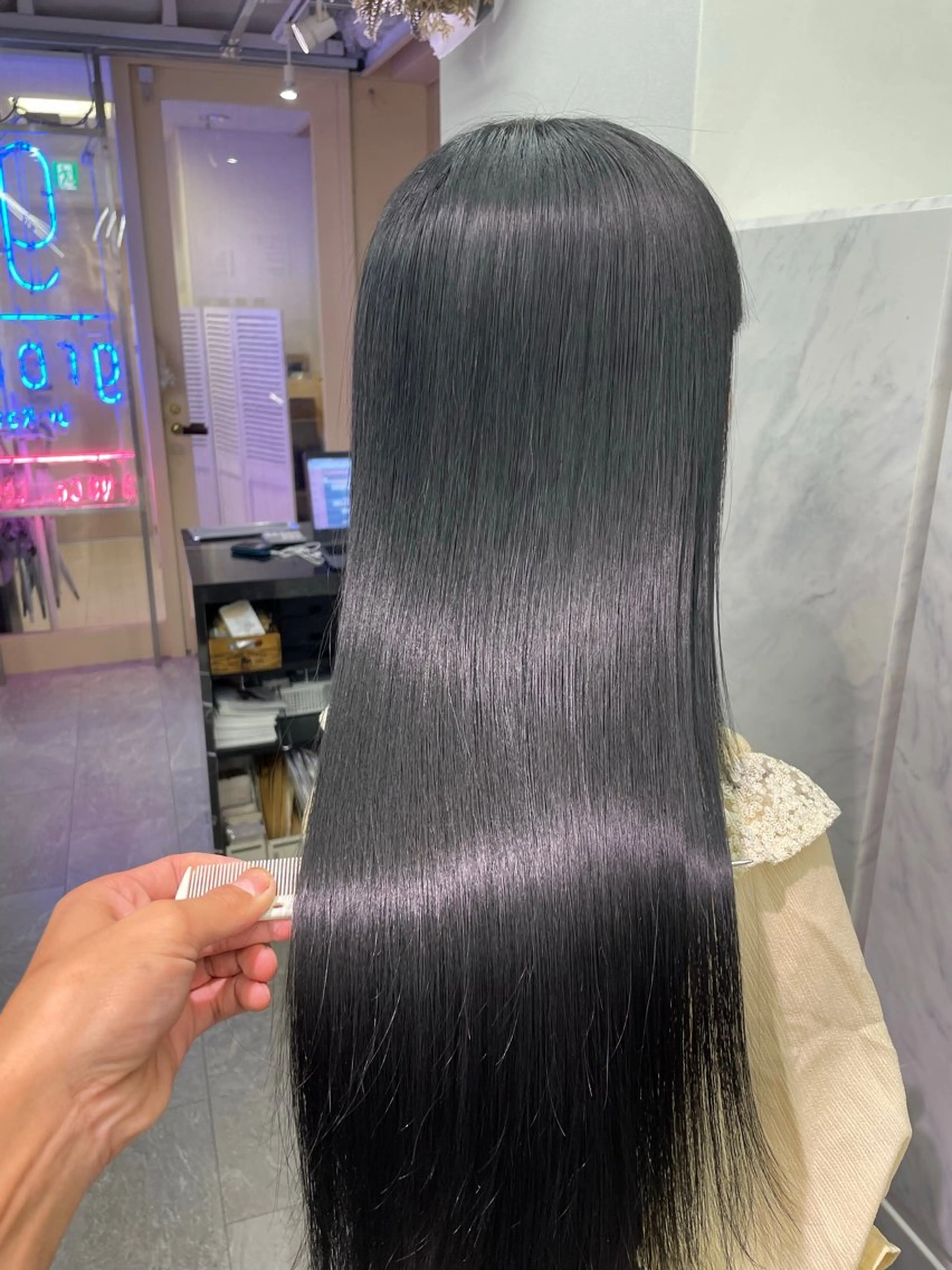 セミロング カラー 縮毛矯正 トリートメント 酸性ストレート ヘアカラー 縮毛矯正 トリートメント 🌈プルエクステ& ハイトーン🌈関飛鳥のヘアスタイル