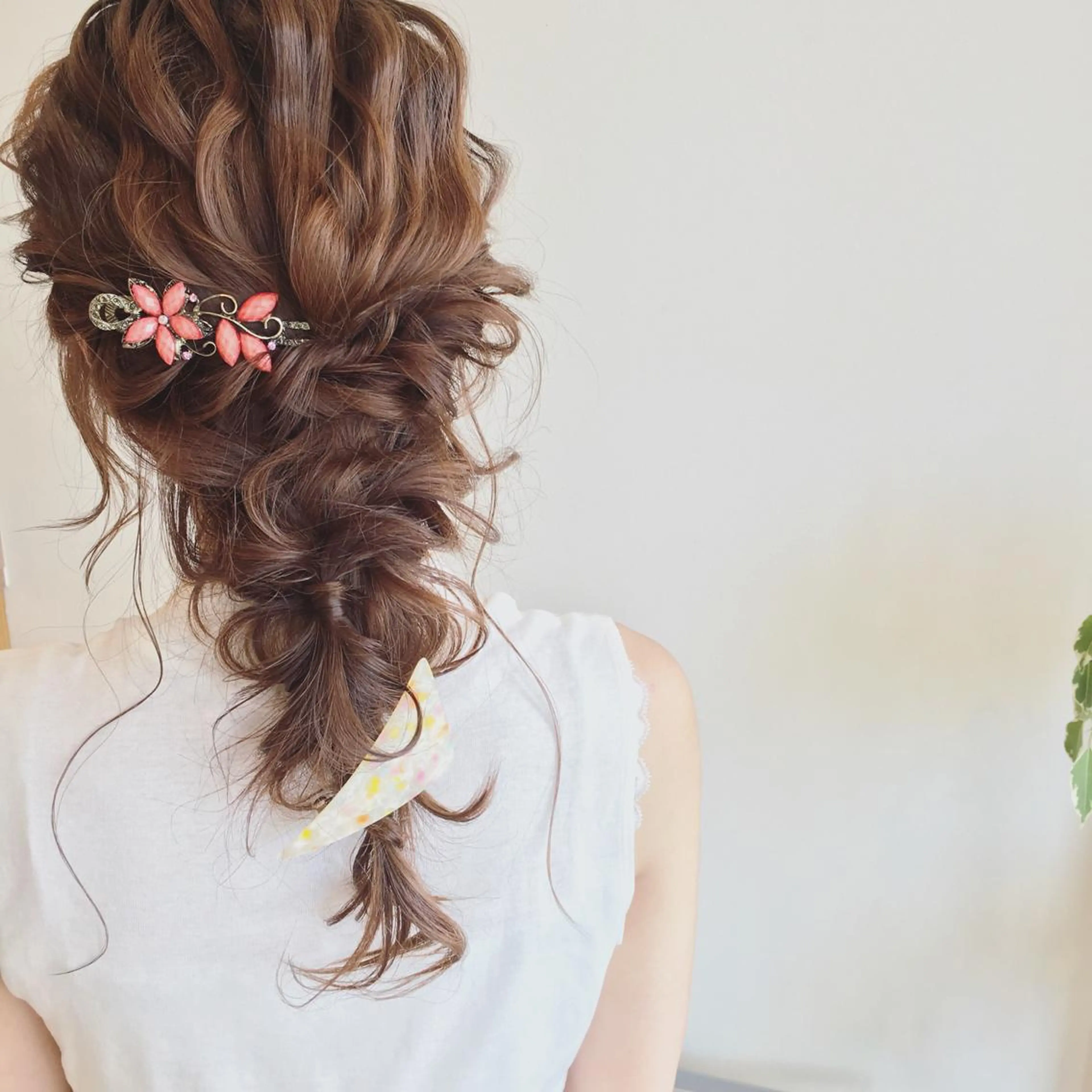 ヘアアレンジ ゴトウ ノブヒトのヘアスタイル