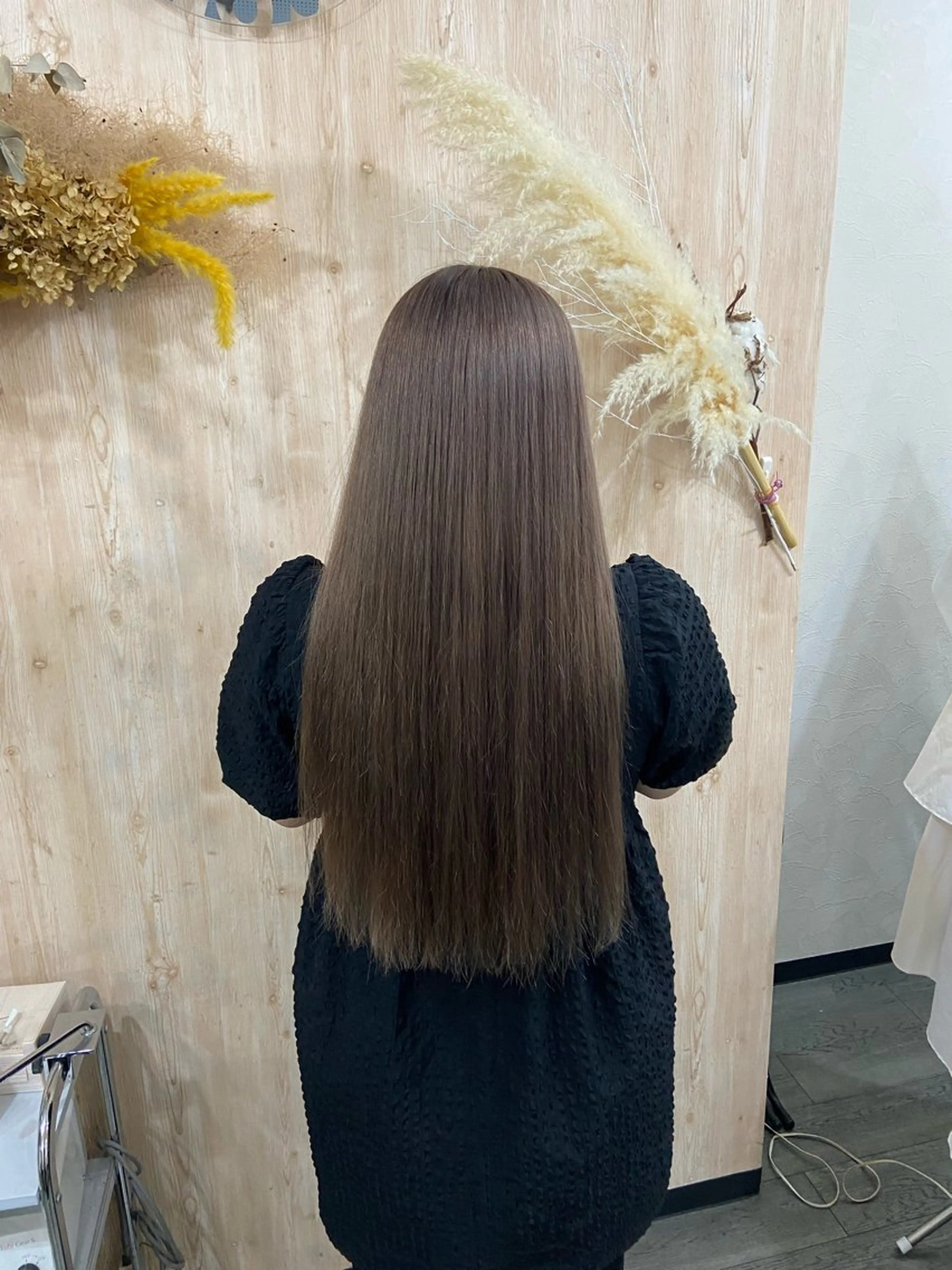 ロング カラー ベージュカラー ブリーチ ブラウンカラー ショコラベージュ 透明感カラー 【縮毛矯正＆カラー】 RAN.のヘアスタイル