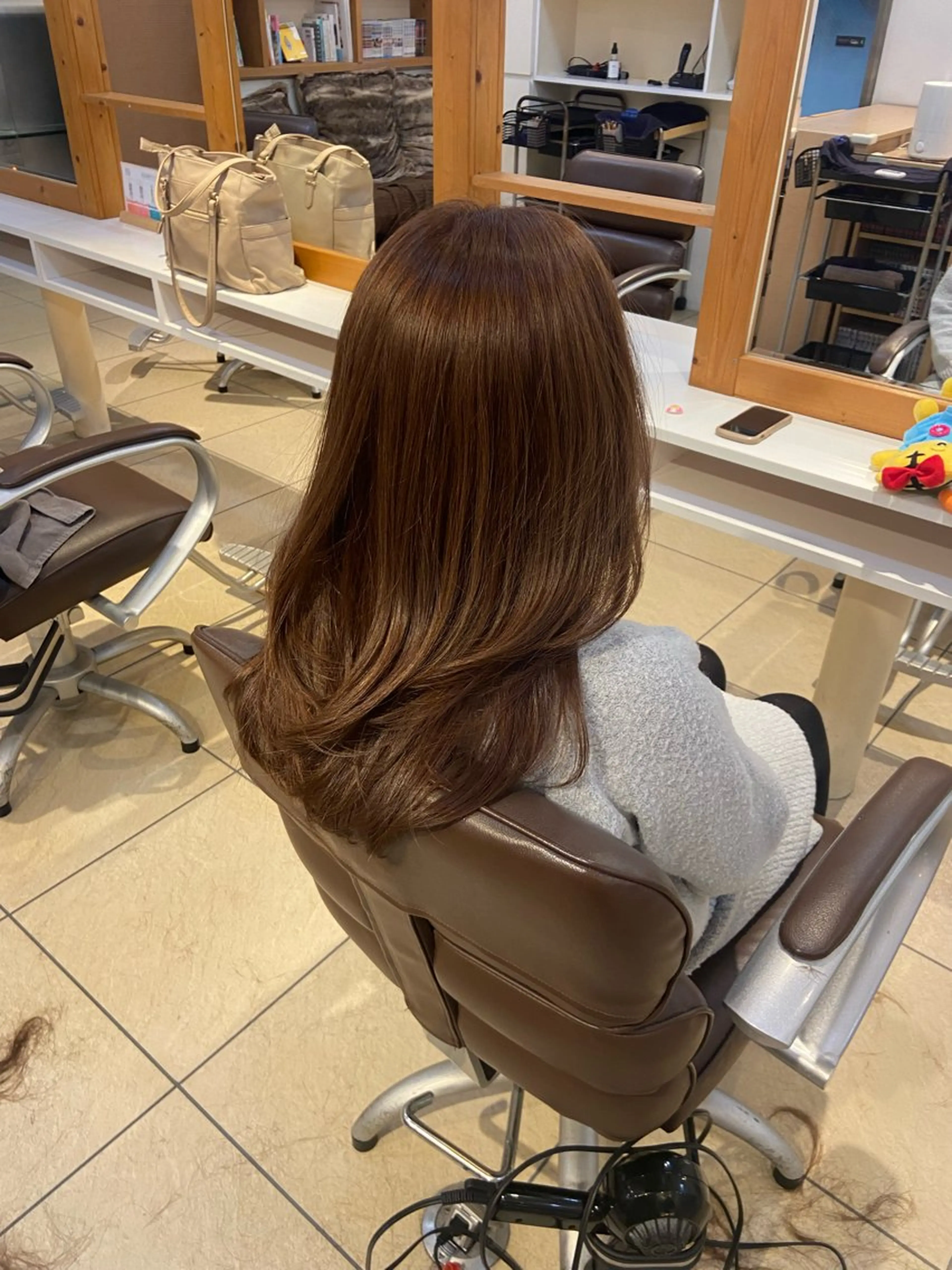 ロング ロングレイヤー レイヤーカット ロング ブルジオン Bourgeon by BCBG所属・青山 光のヘアスタイル