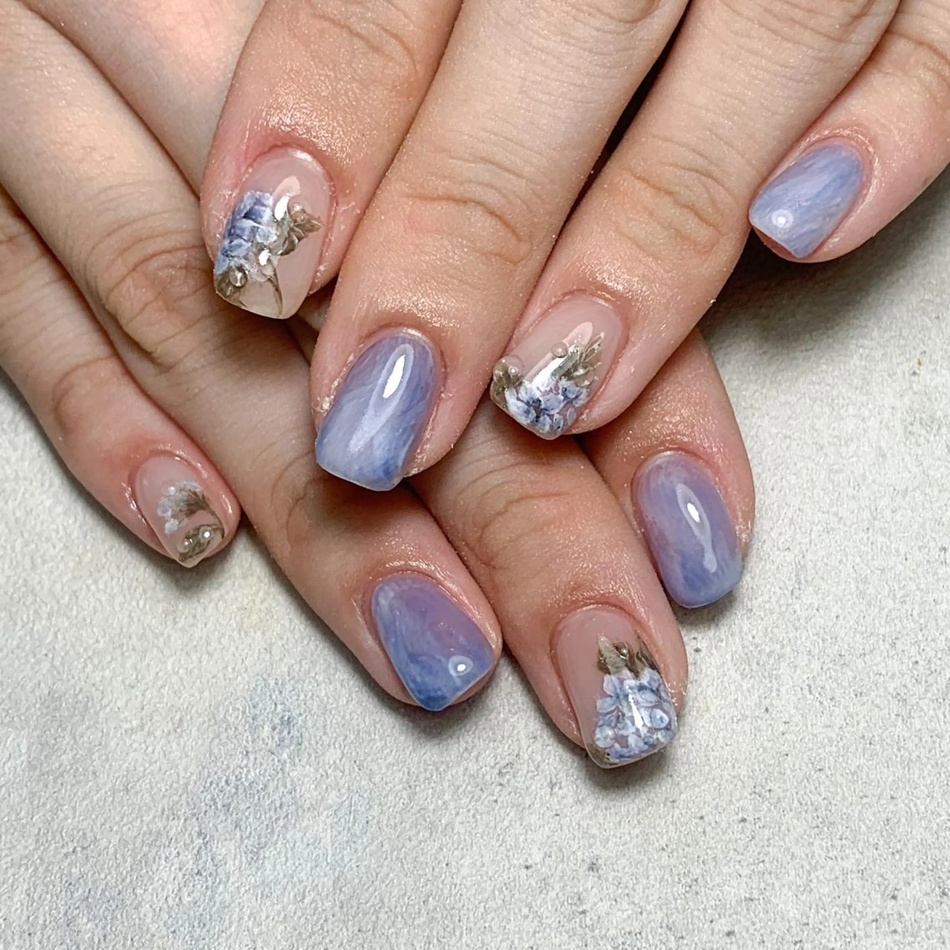 ネイル ハンドネイル FIORITURA aiのネイルデザイン