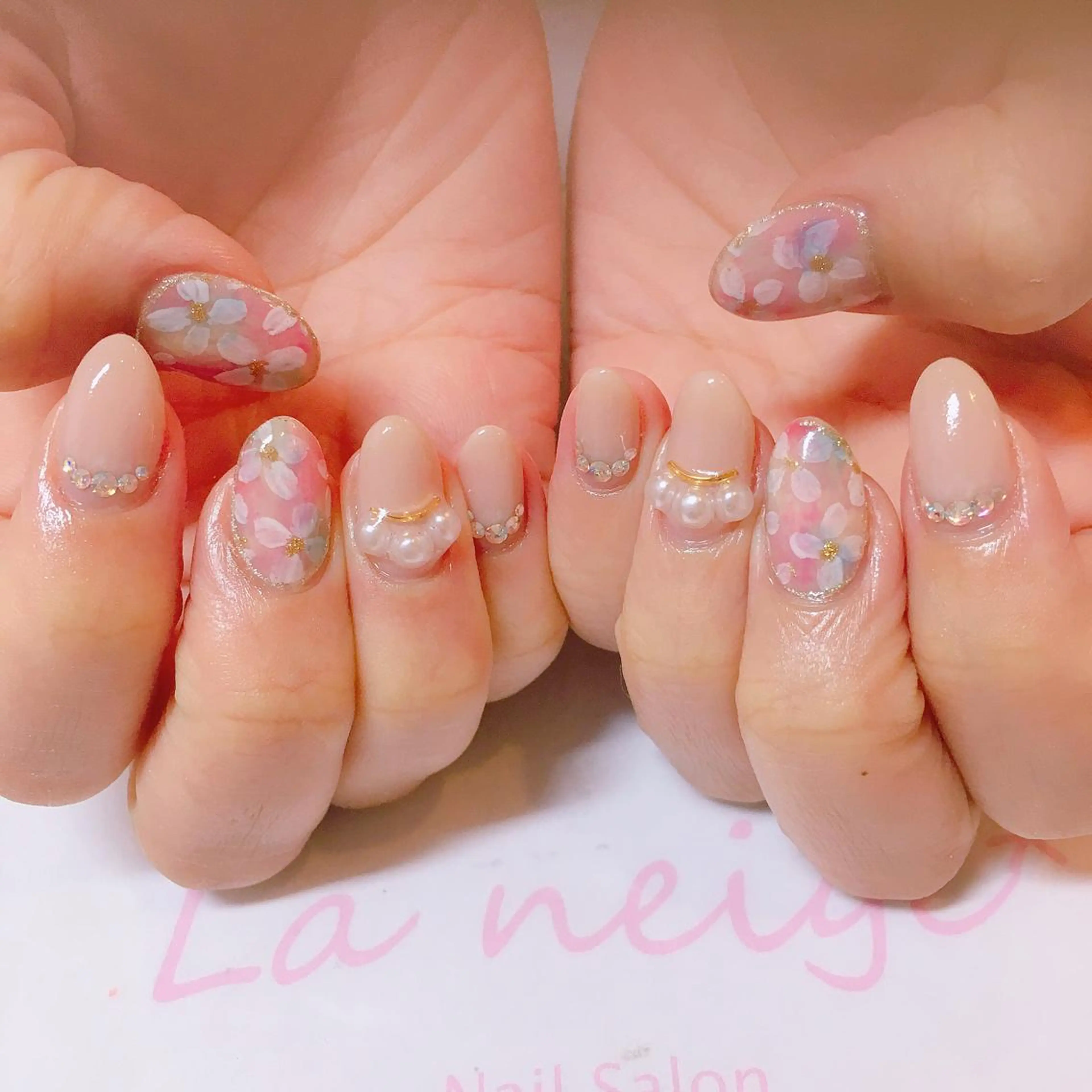 ネイル La neige* yuki 🐩🌙のネイルデザイン